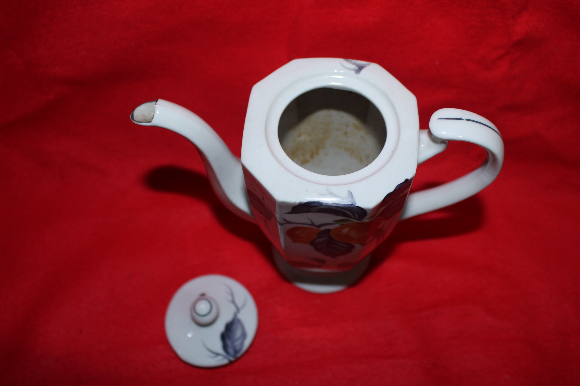 연대가좋은 진사백자복숭아문 주자호