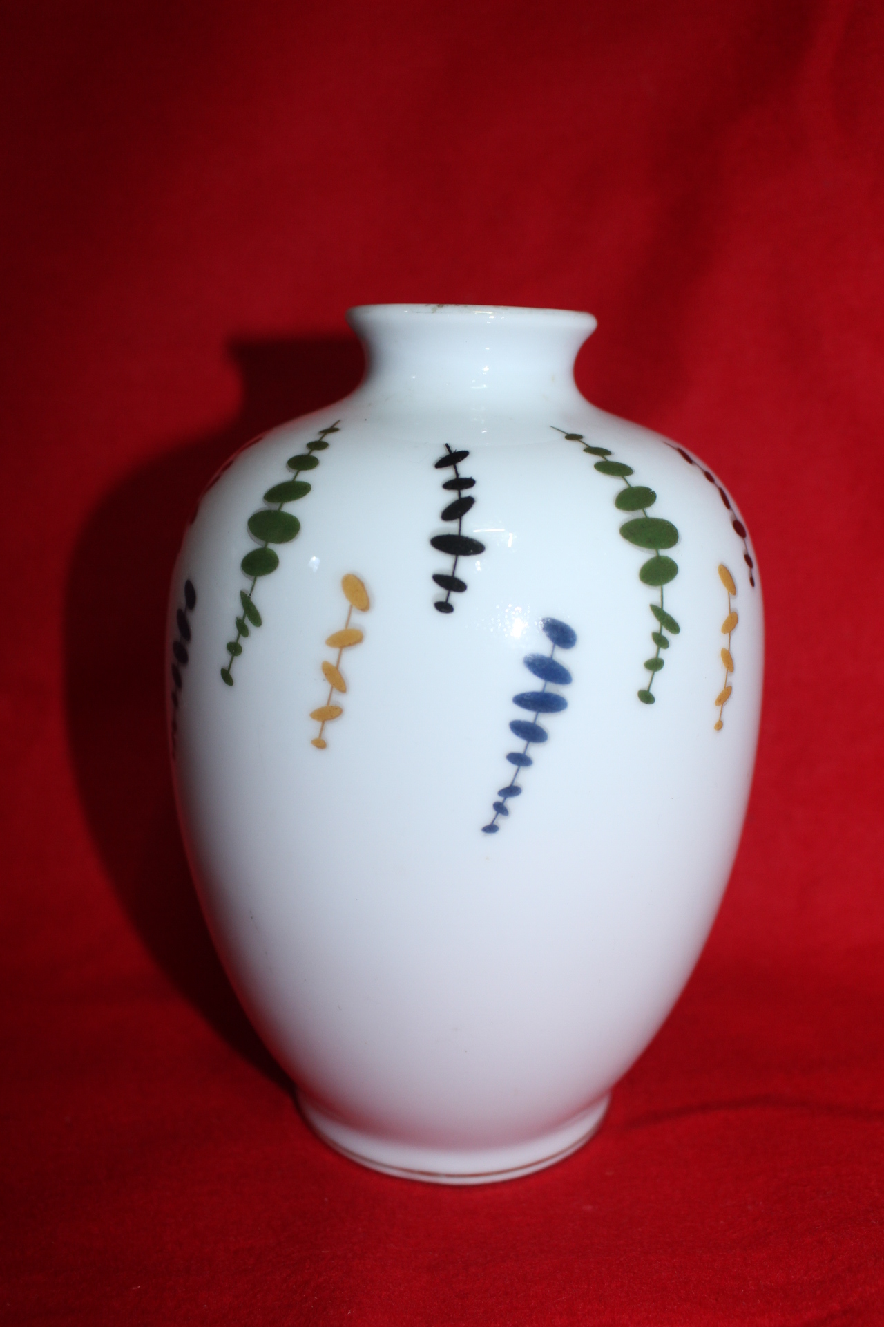 나루미 철화백자추상문 호