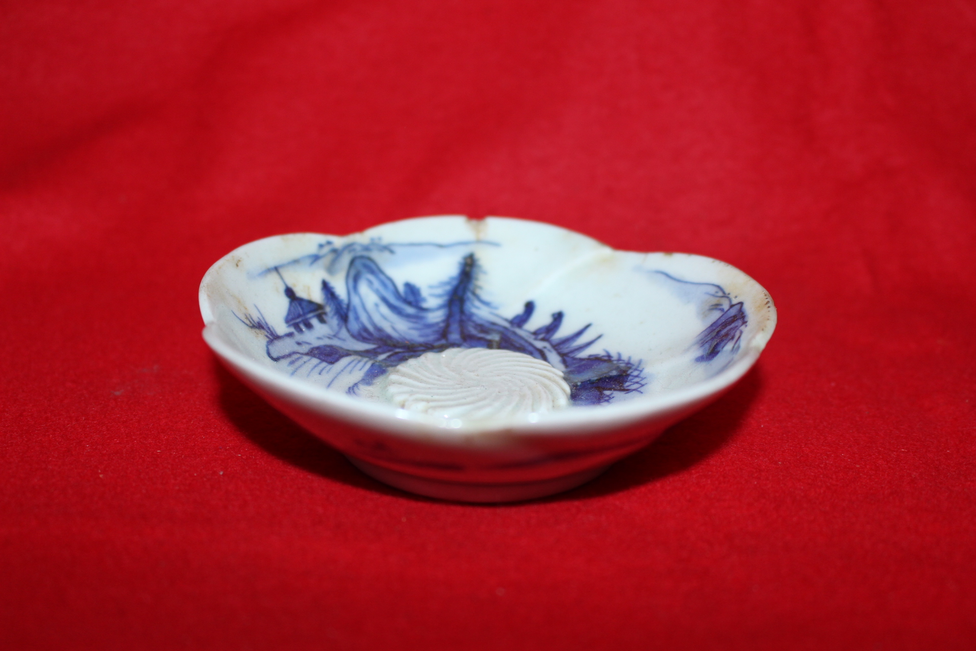 100년이상된 청화백자산수문 화형향완