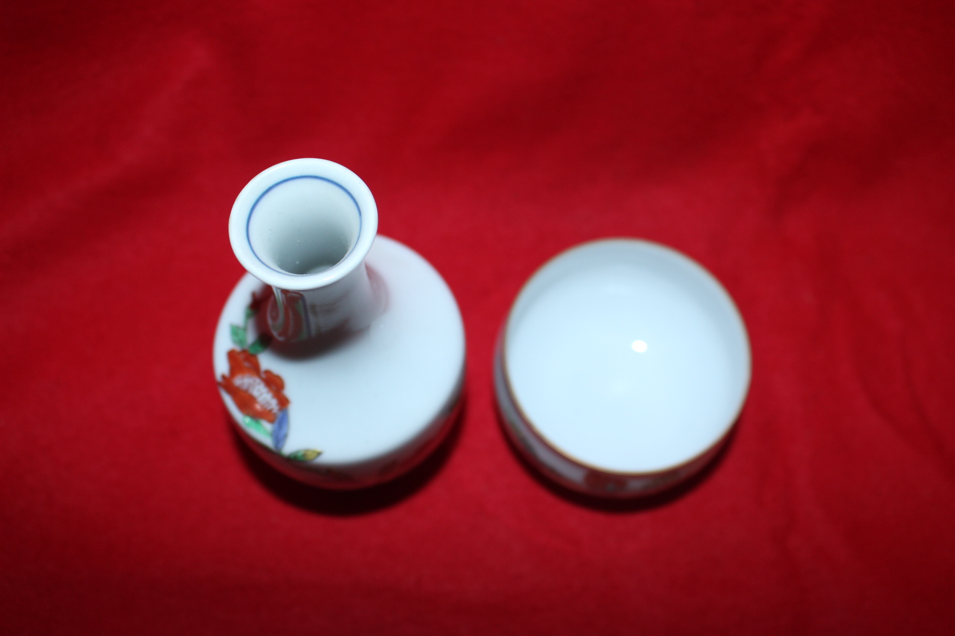 청화백자 화문 잔과 주병