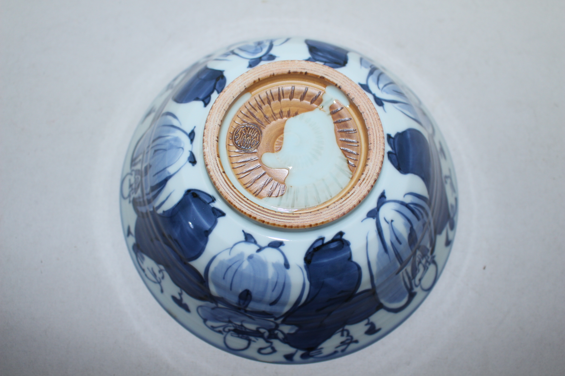 이마리 청화백자 도인문 대완