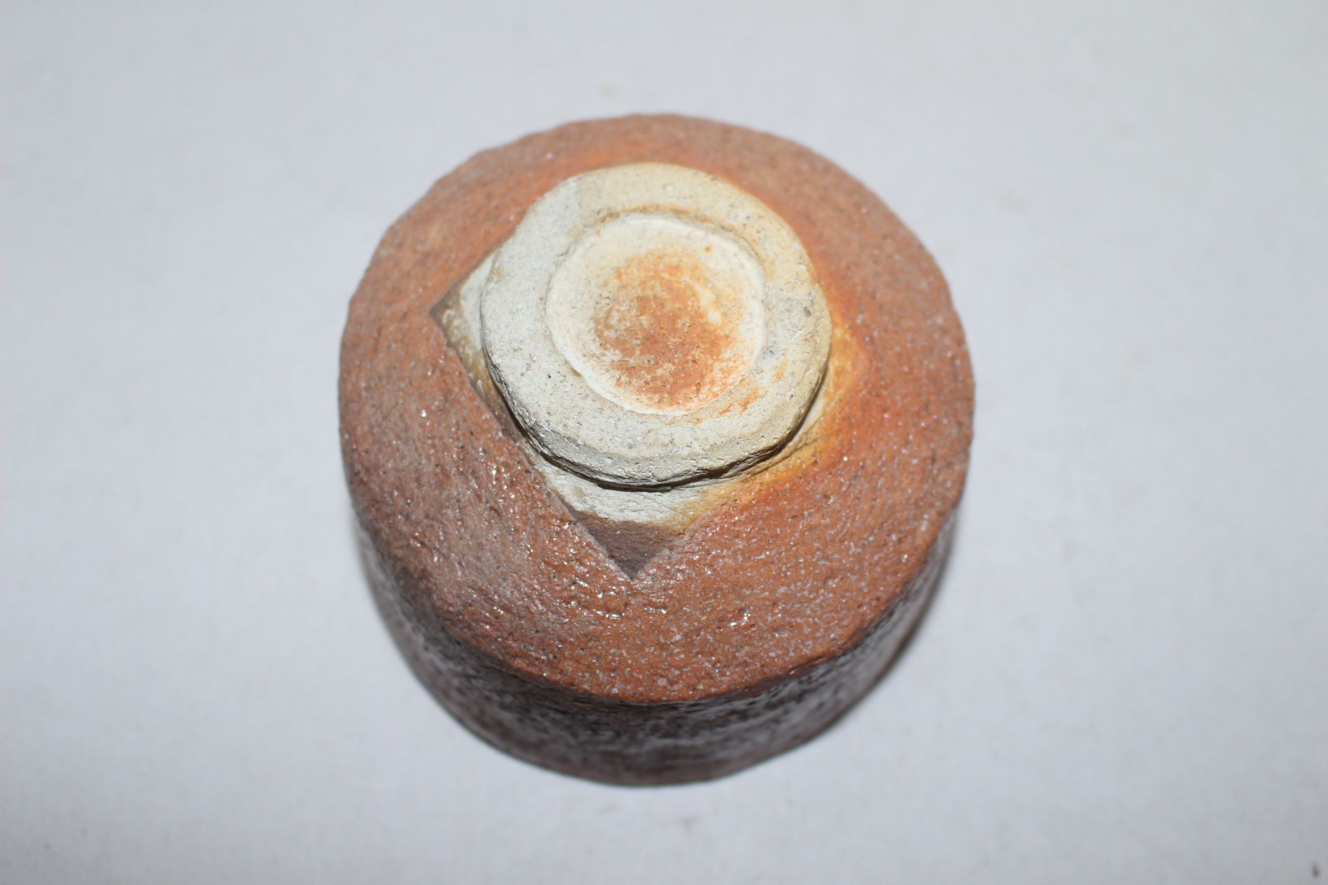 퍽퍽이 태토의 청자 말찻잔