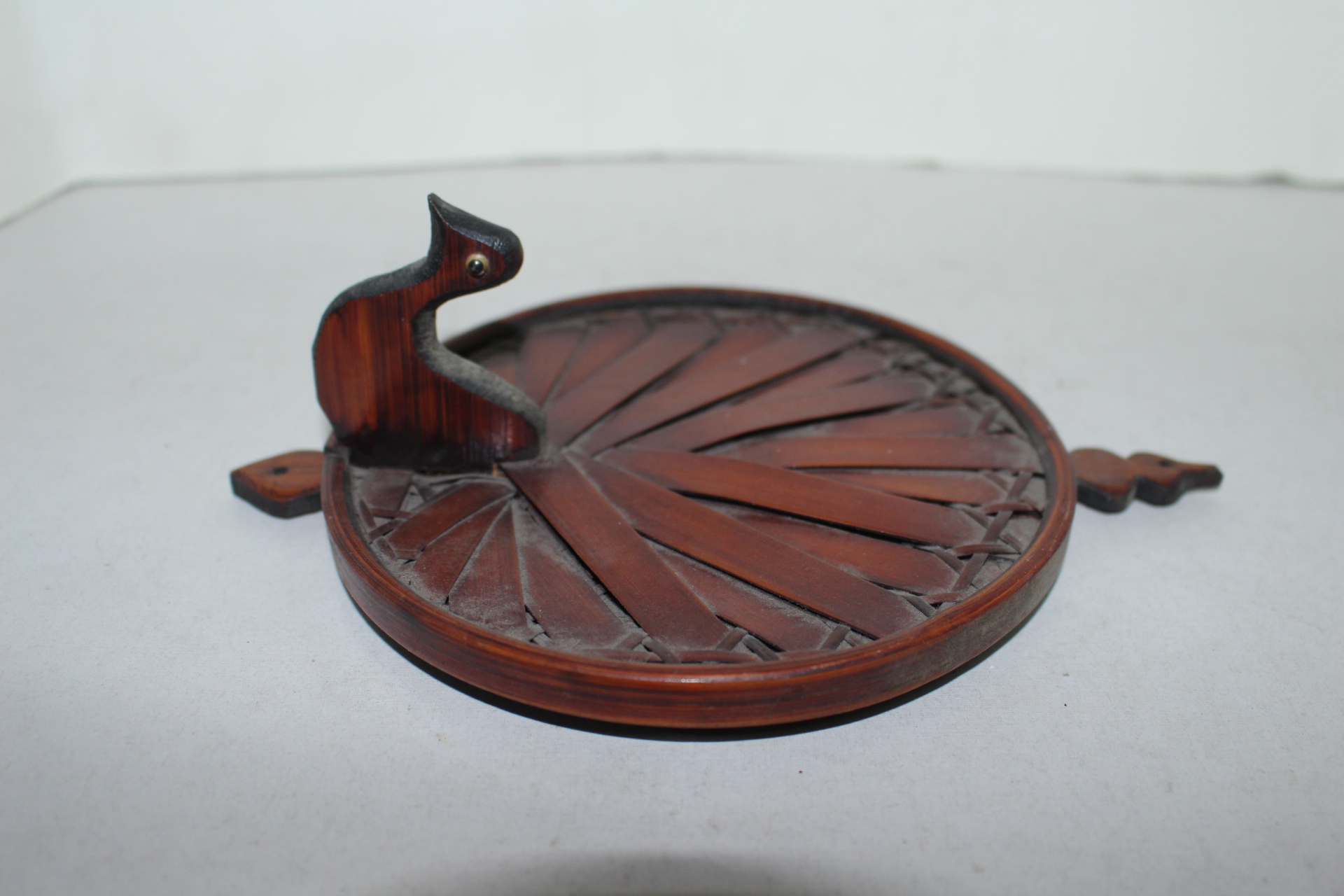 땟물이 좋은 대나무로된 새모양 옷걸이