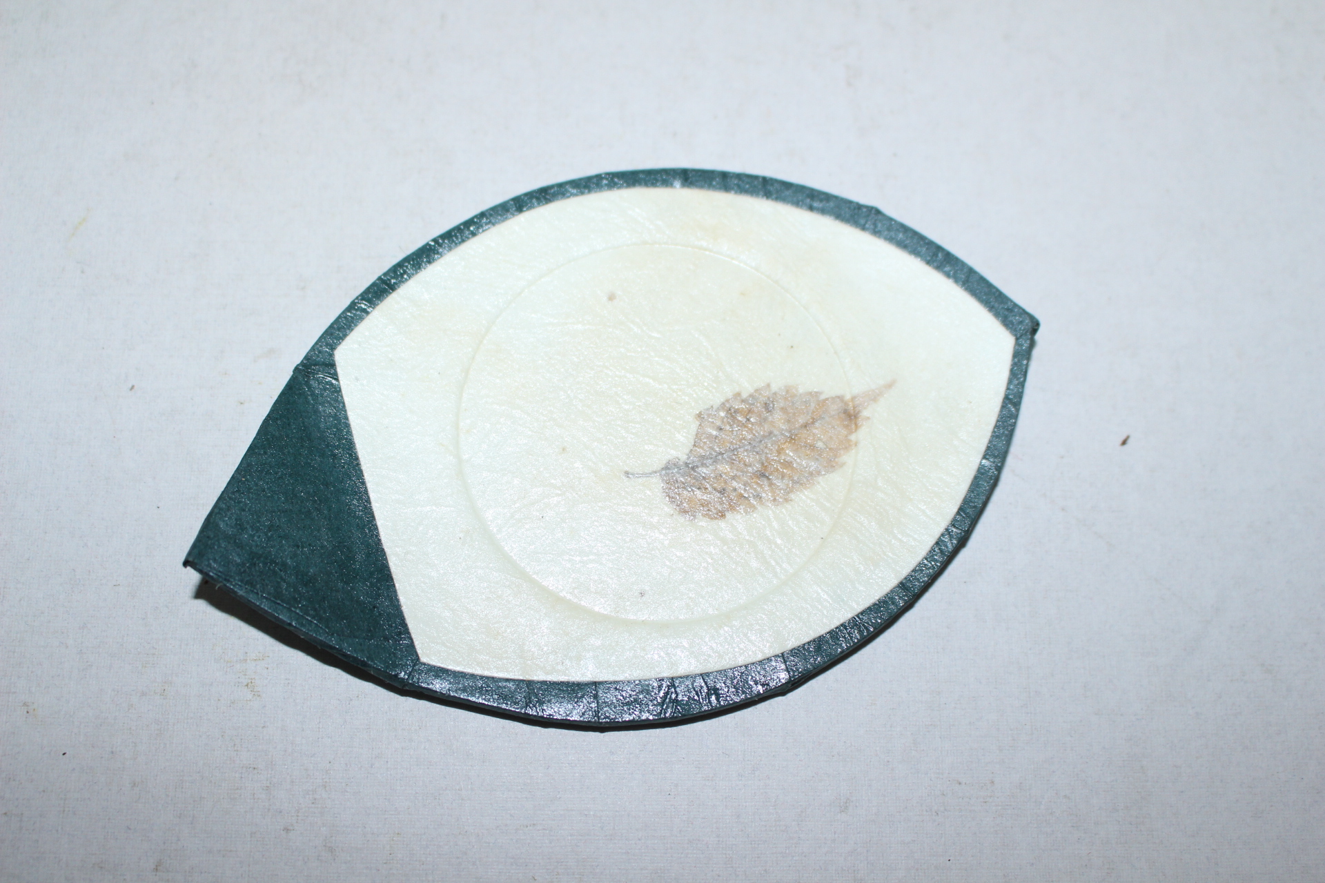 종이로된 나뭇잎모양 차탁 5점셋트