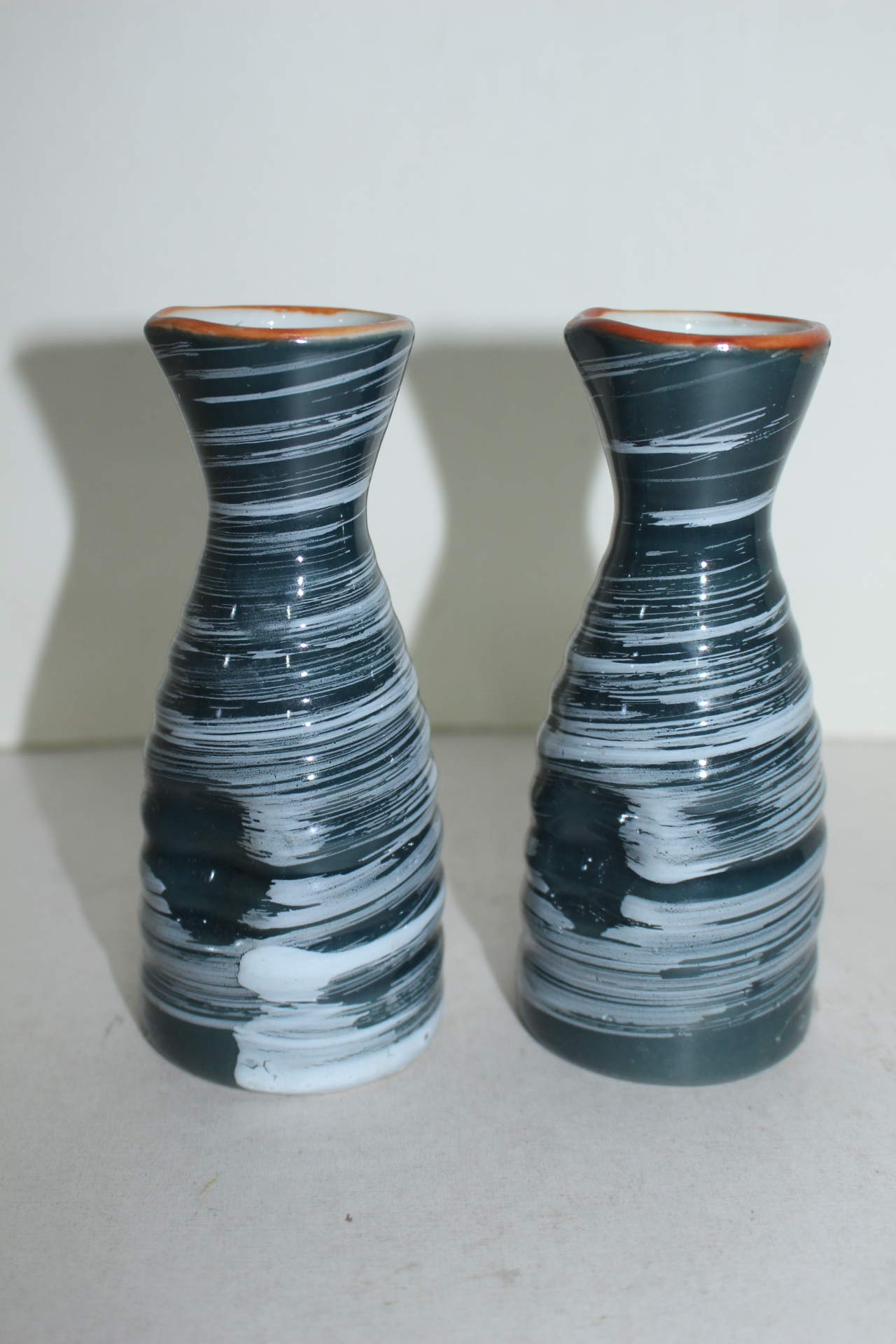 청자 백채귀얄흘림 주병 2점