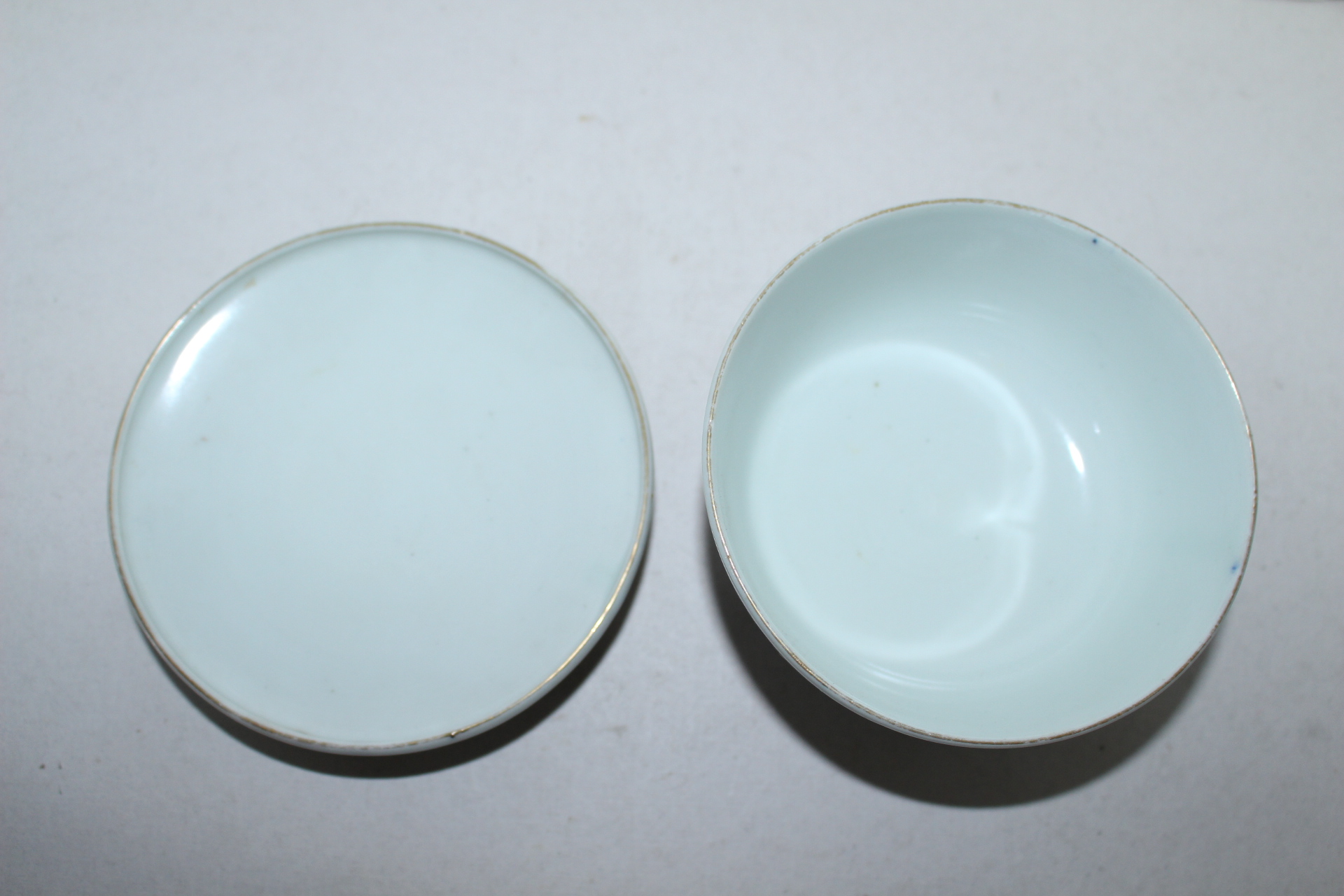 100년이상된 고이마리 청화백자진사금채화문 개완