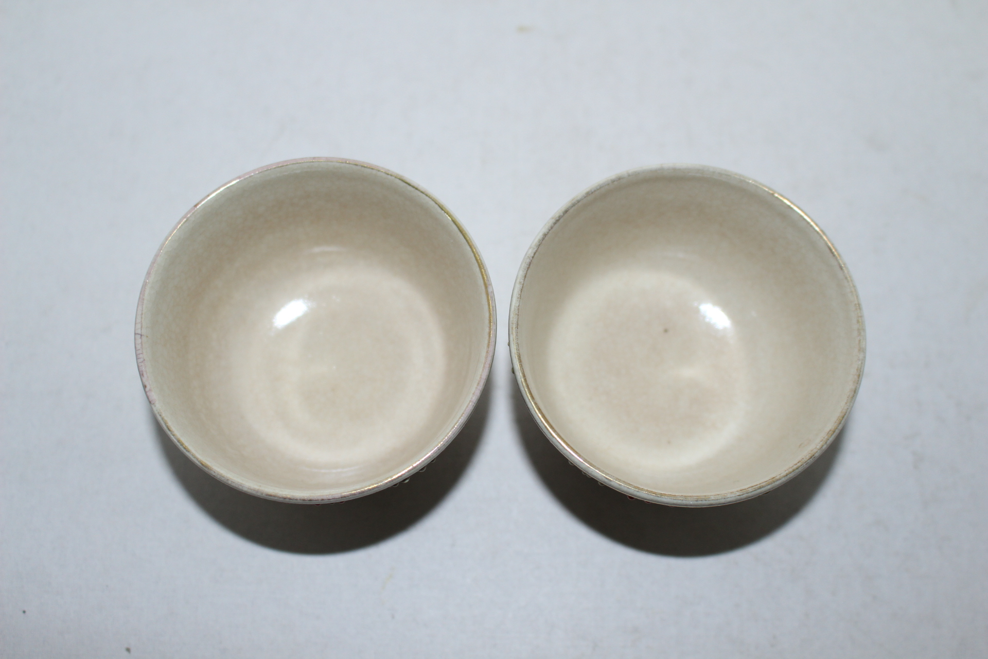 연대가좋은 분청자 사스마 금채화문잔 2점