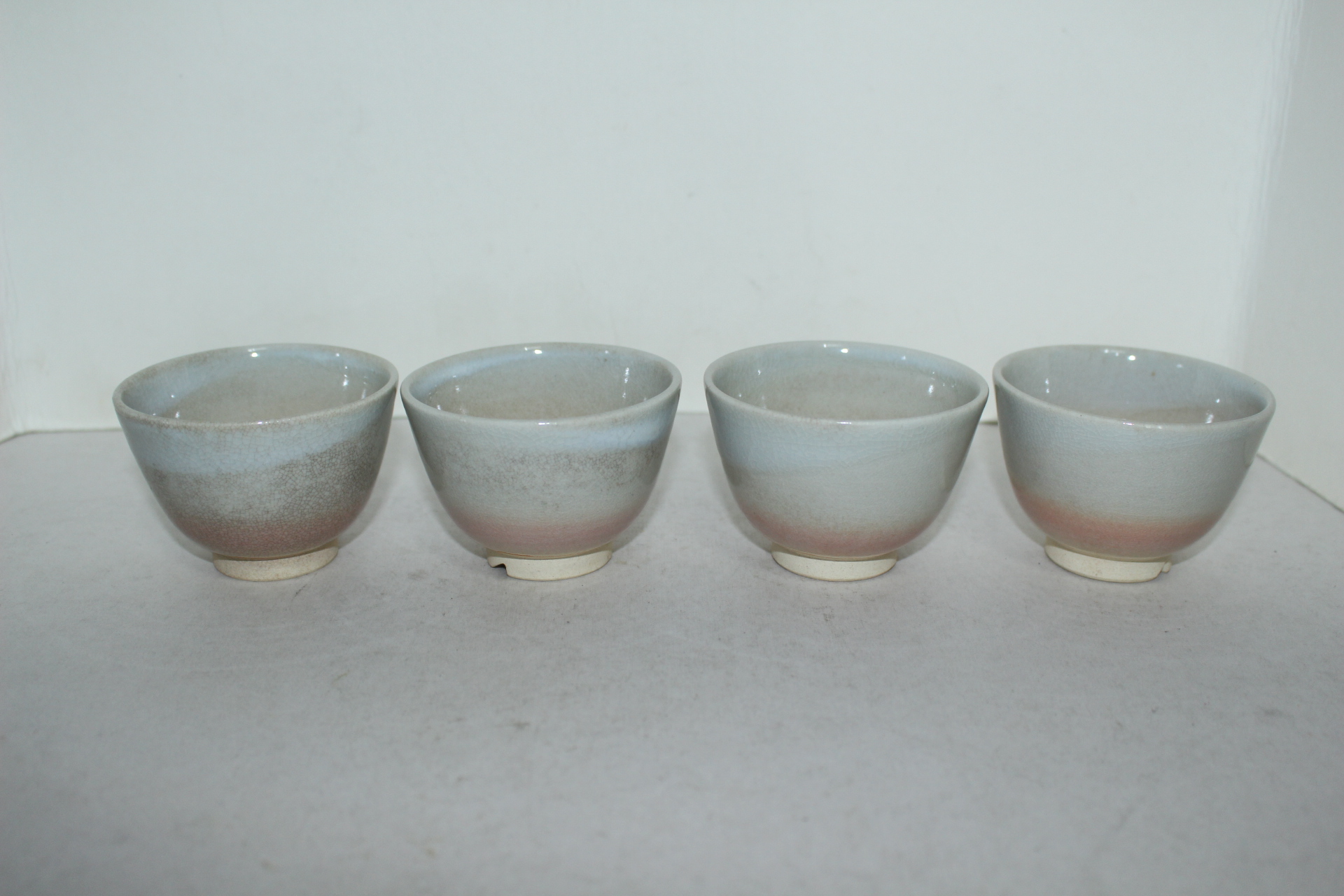 청자 홍화빛 굽따인잔 4점