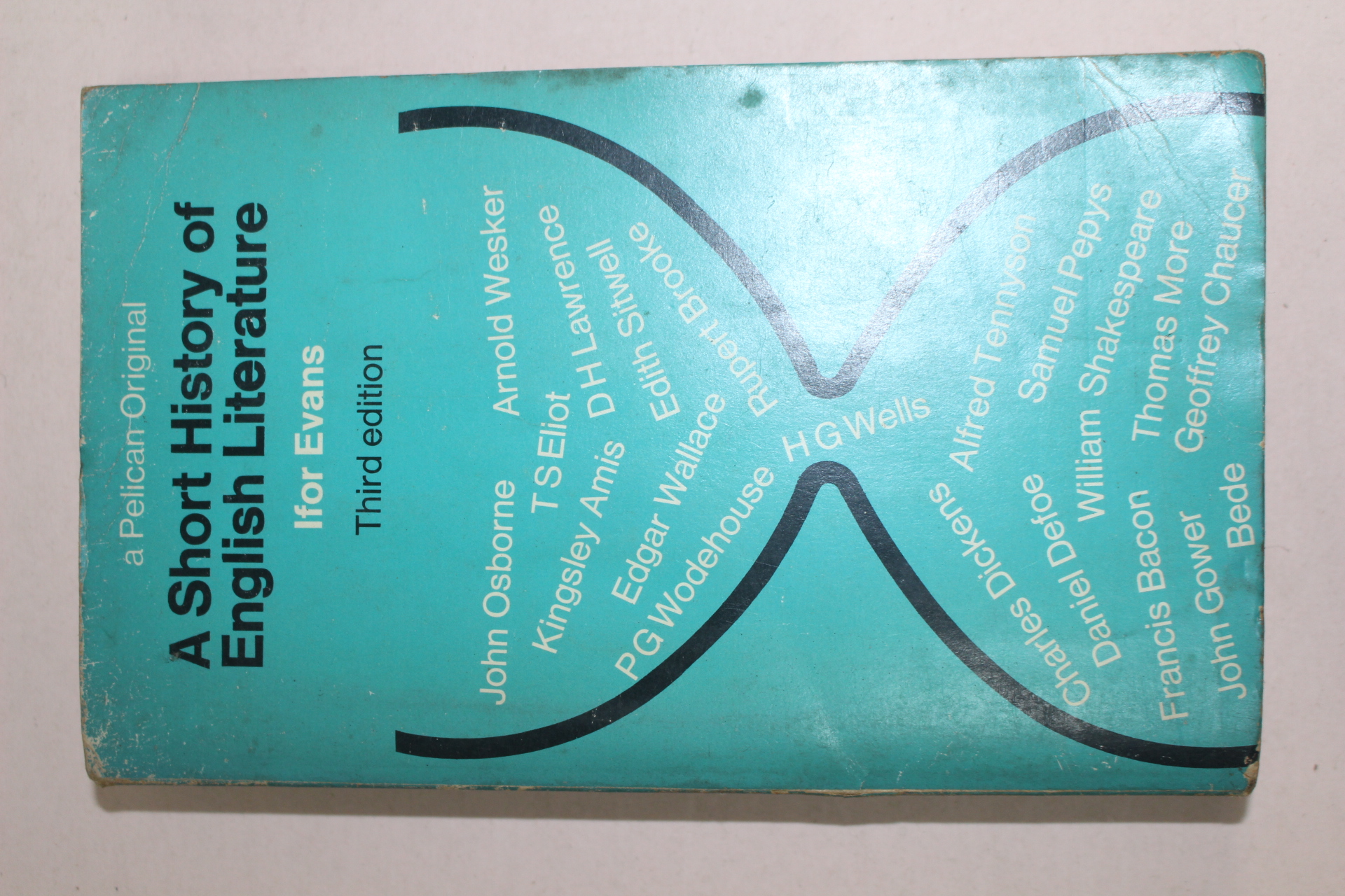 1971년 A SHORT HISTORY OF ENGLISH LITERATURE