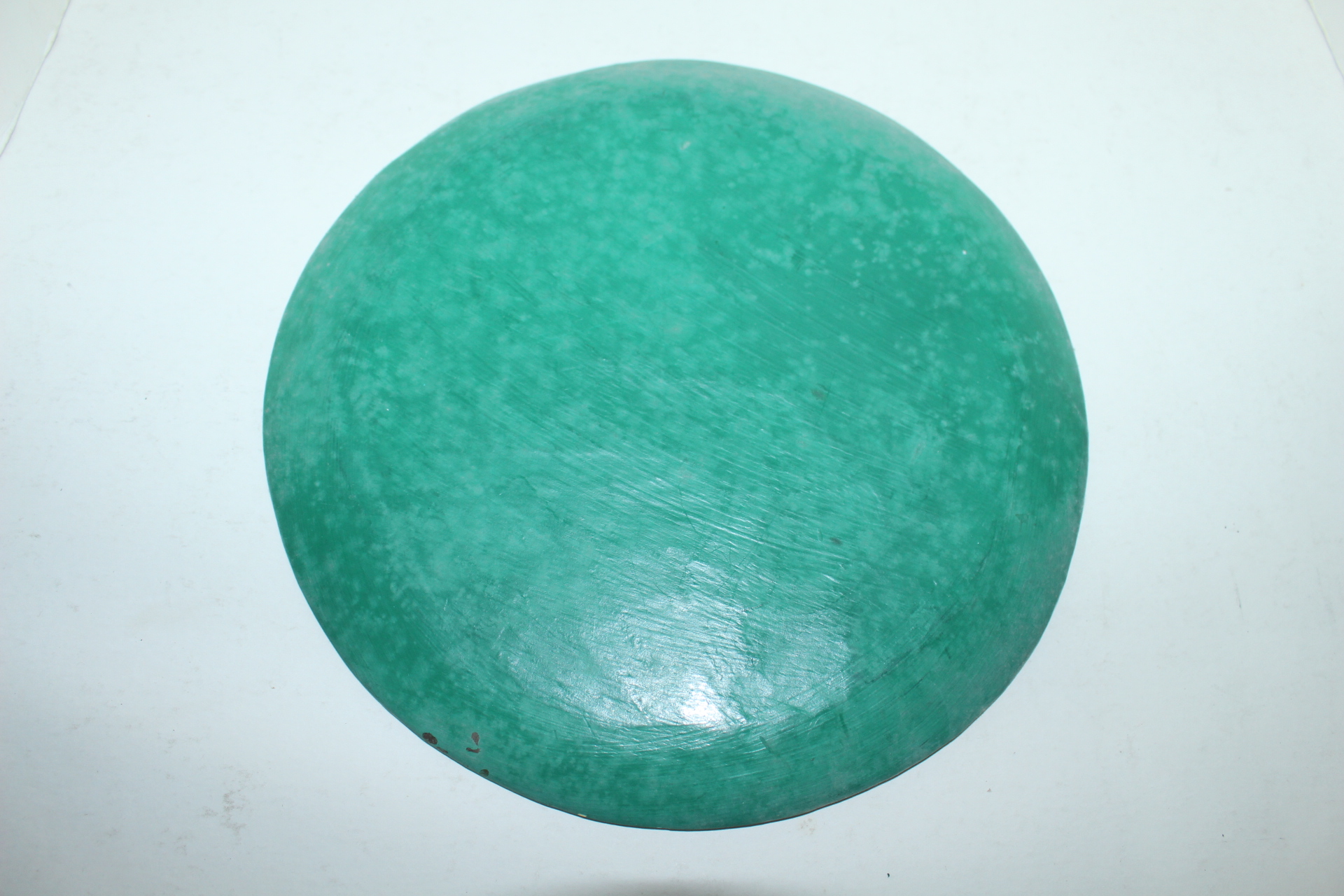 원목나무에 과일이 그려진 차반