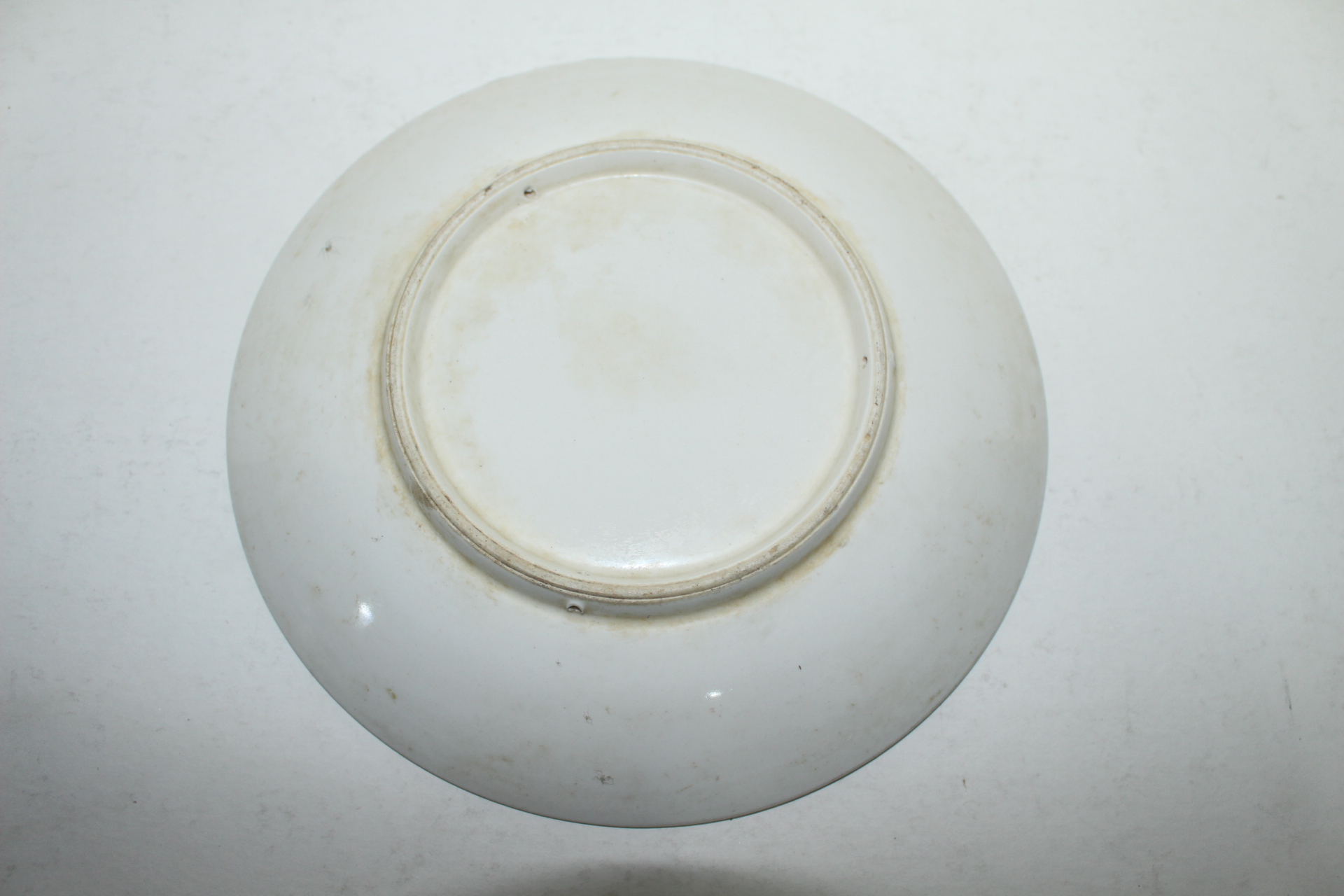 유럽산 그림이 있는 완