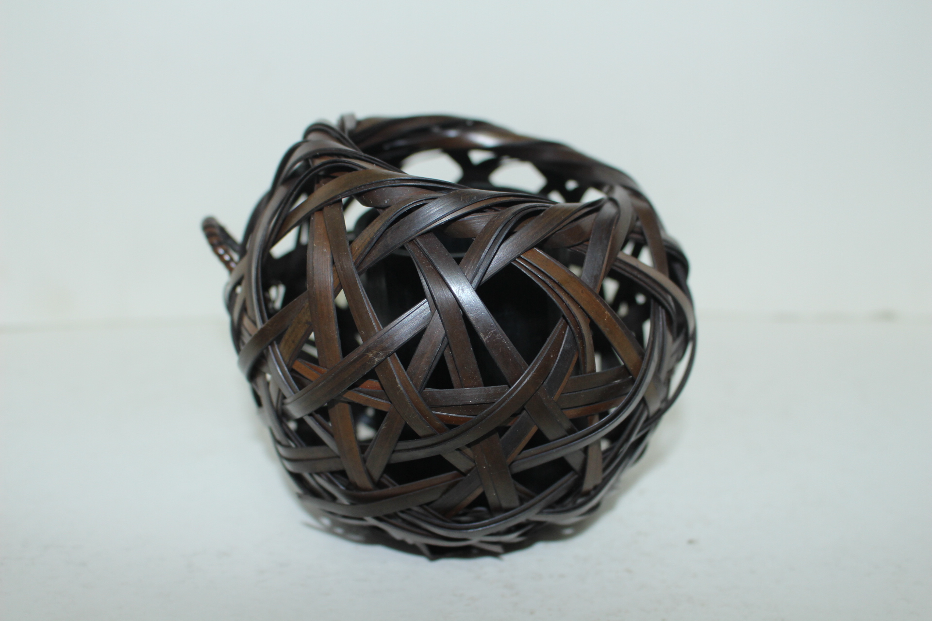 대나무로된 걸이용 화병