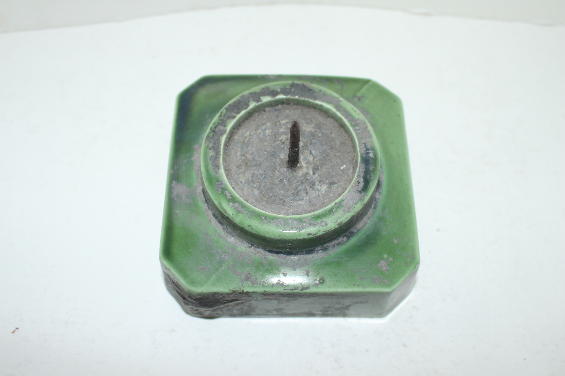 연대가좋은 도자기로된 사각촛대