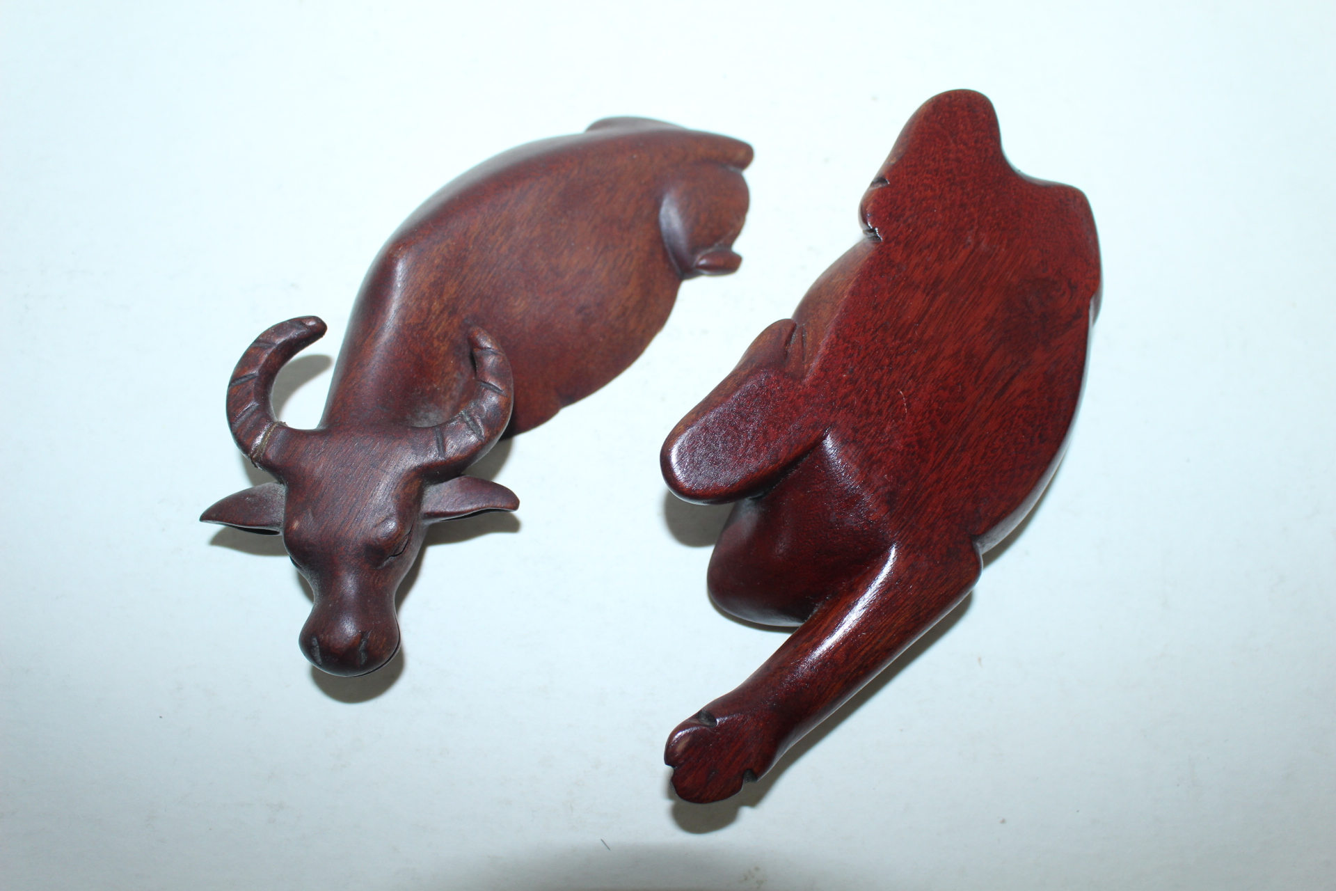 원목나무로된 소모양 합