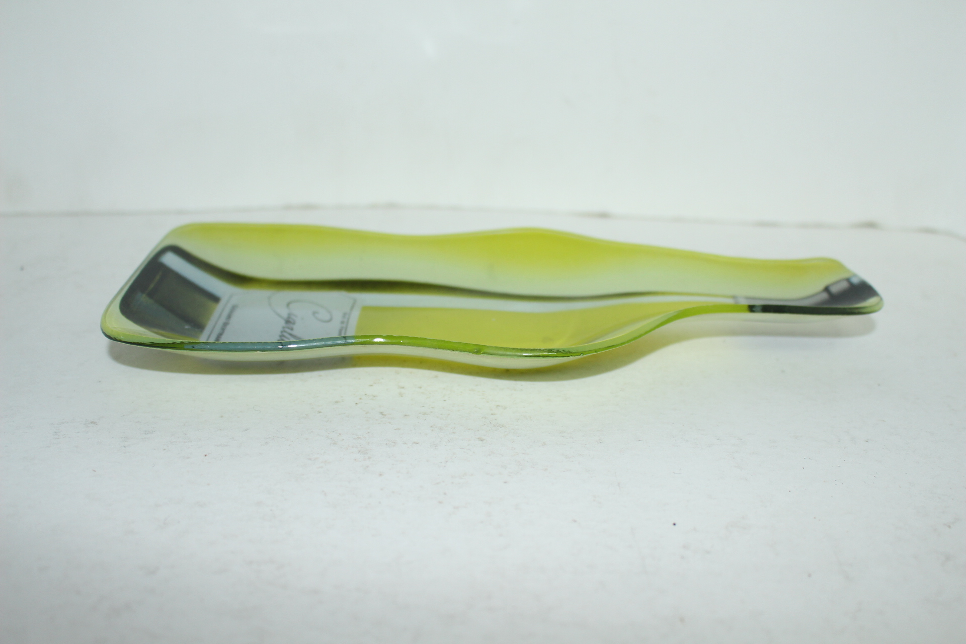 와인병 장식의 유리완