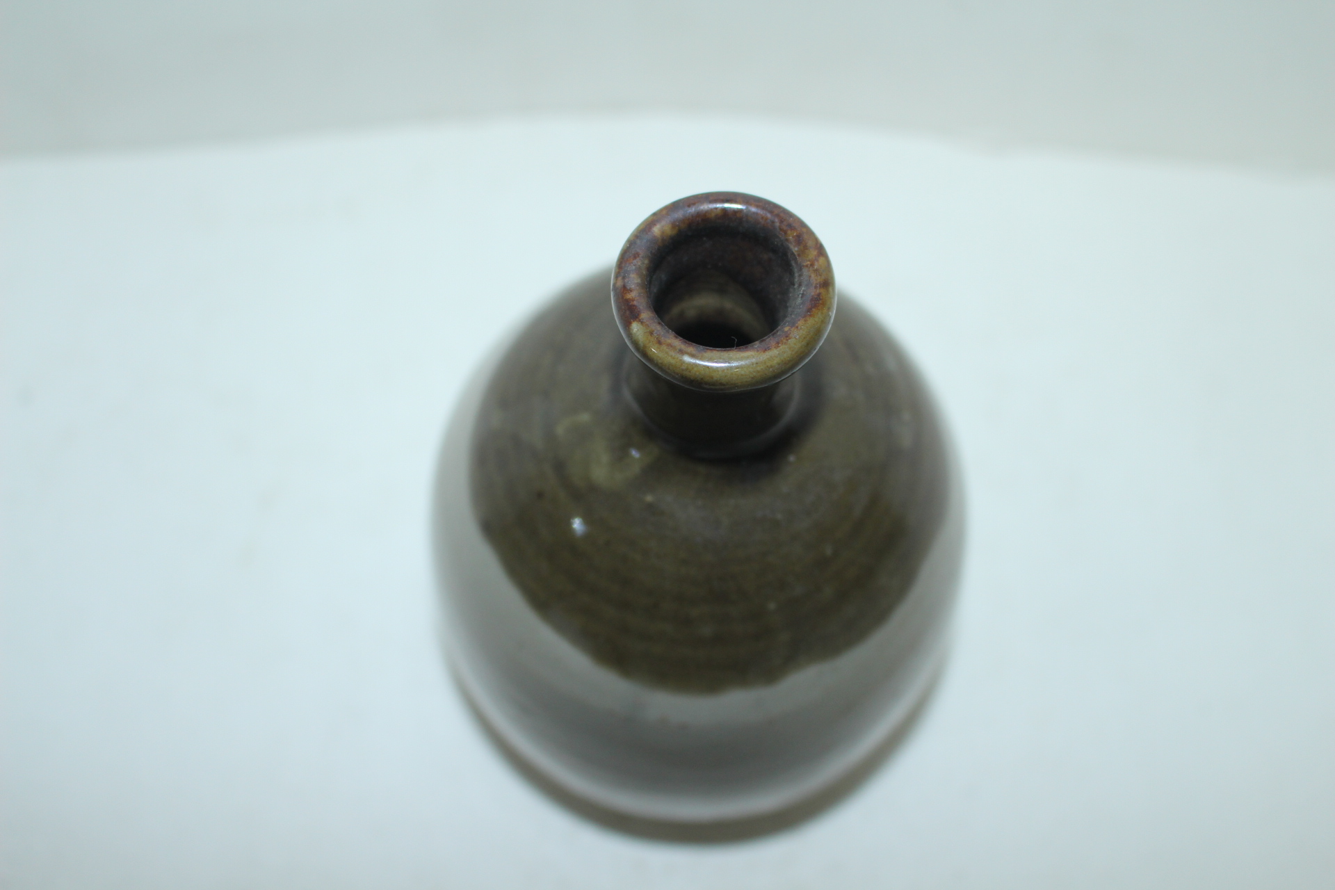 연대가좋은 청자 주병