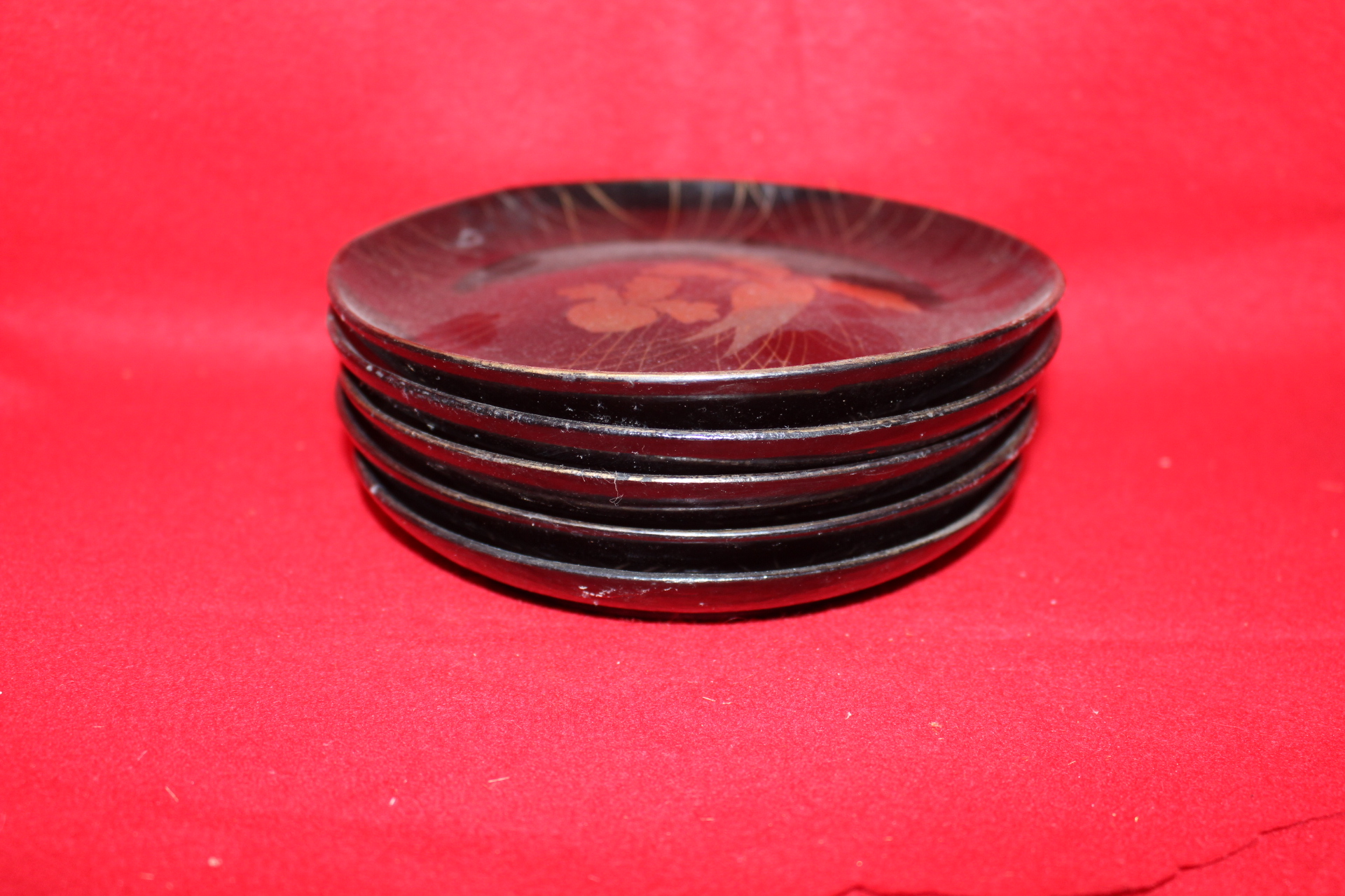 연대가좋은 나무에 옷칠된 금채무우문완 5점