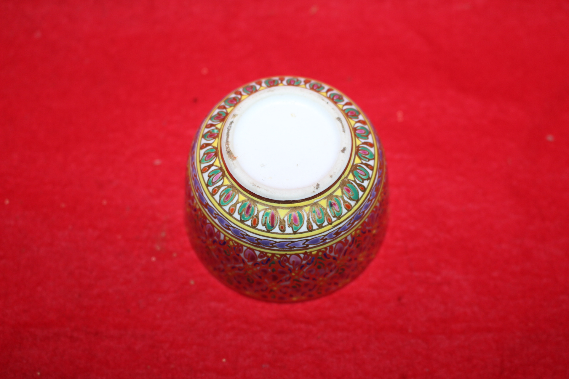 백자 진사금채추상문 잔