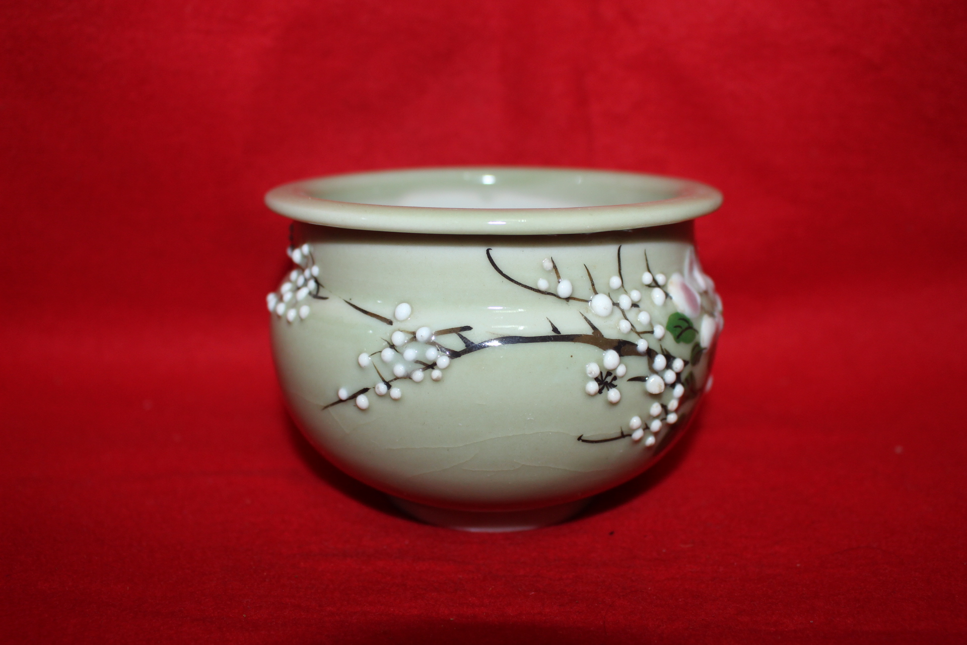 연대가좋은 청자 청화양각화문 향로