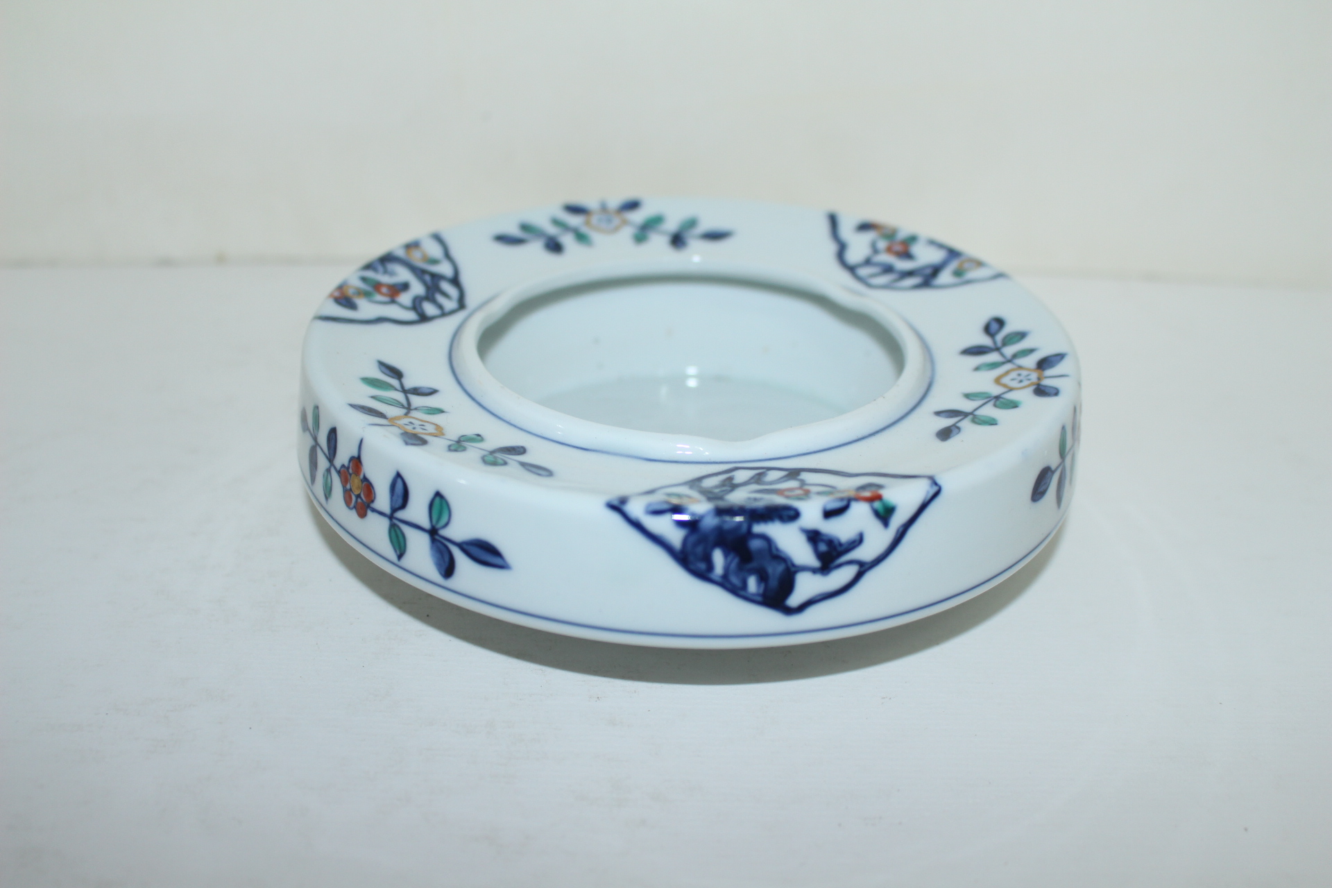 이마리 청화백자 진사화문 재털이