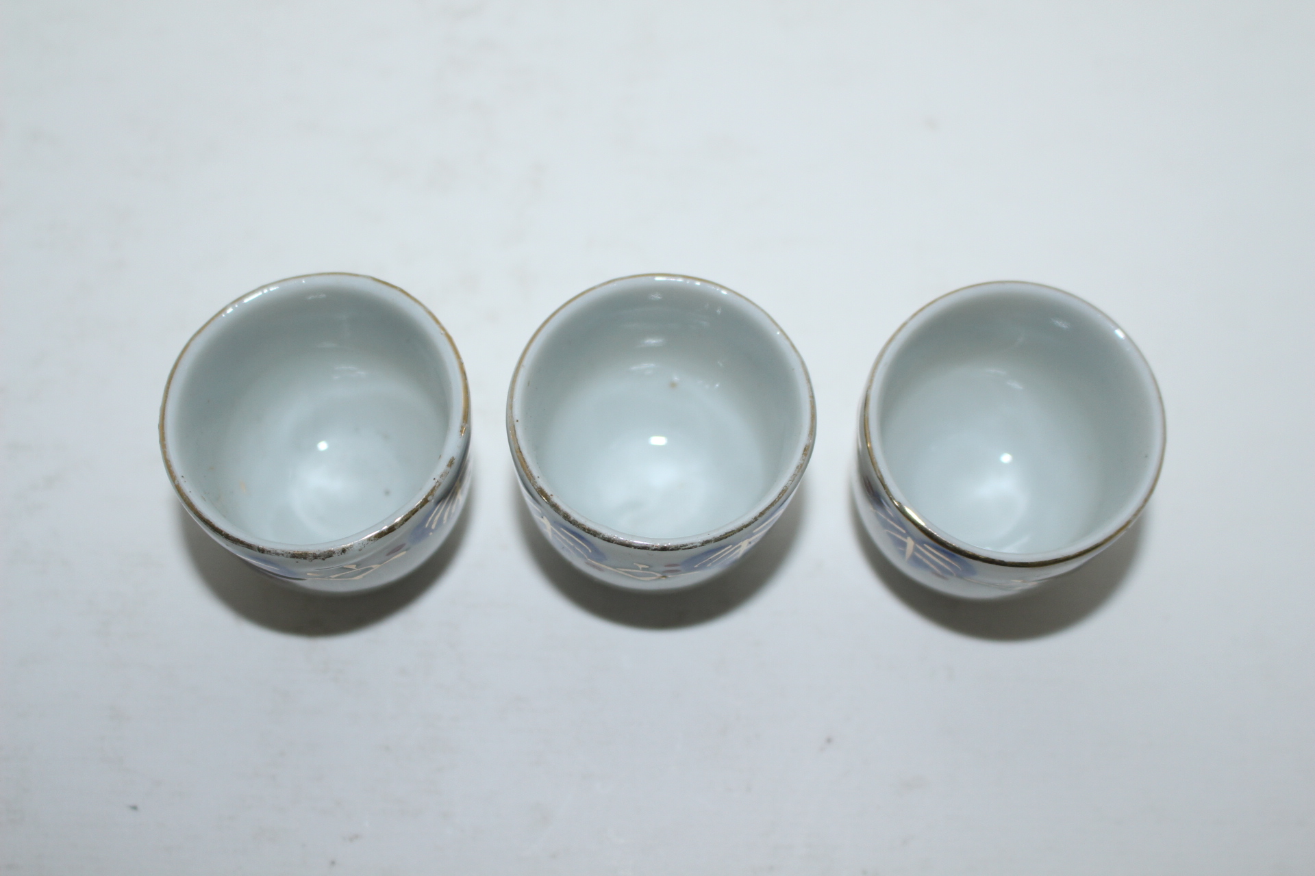 연대가좋은 청화백자진사금채잔 3점