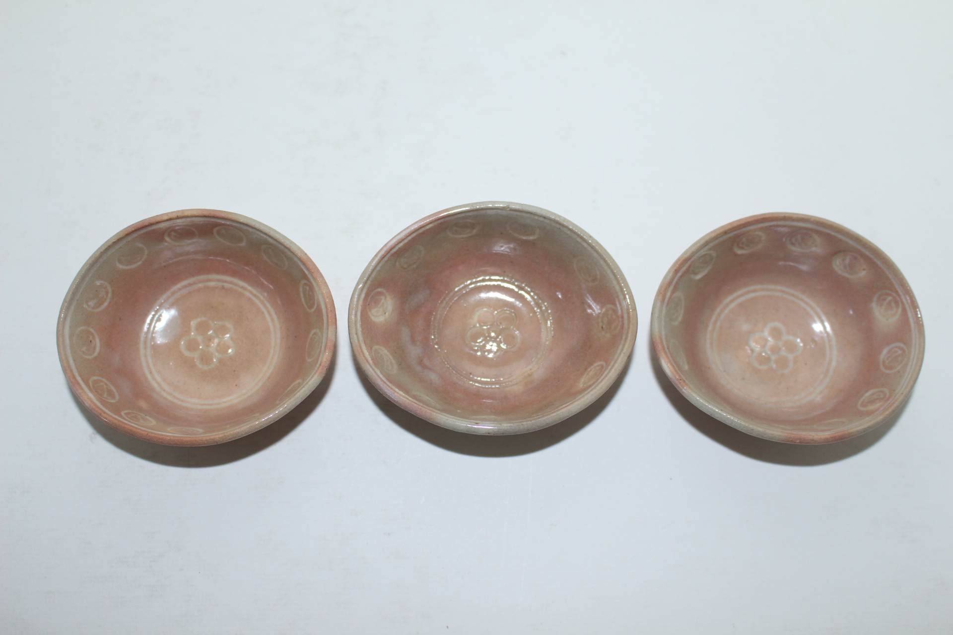 청자 음각화문 완 3점