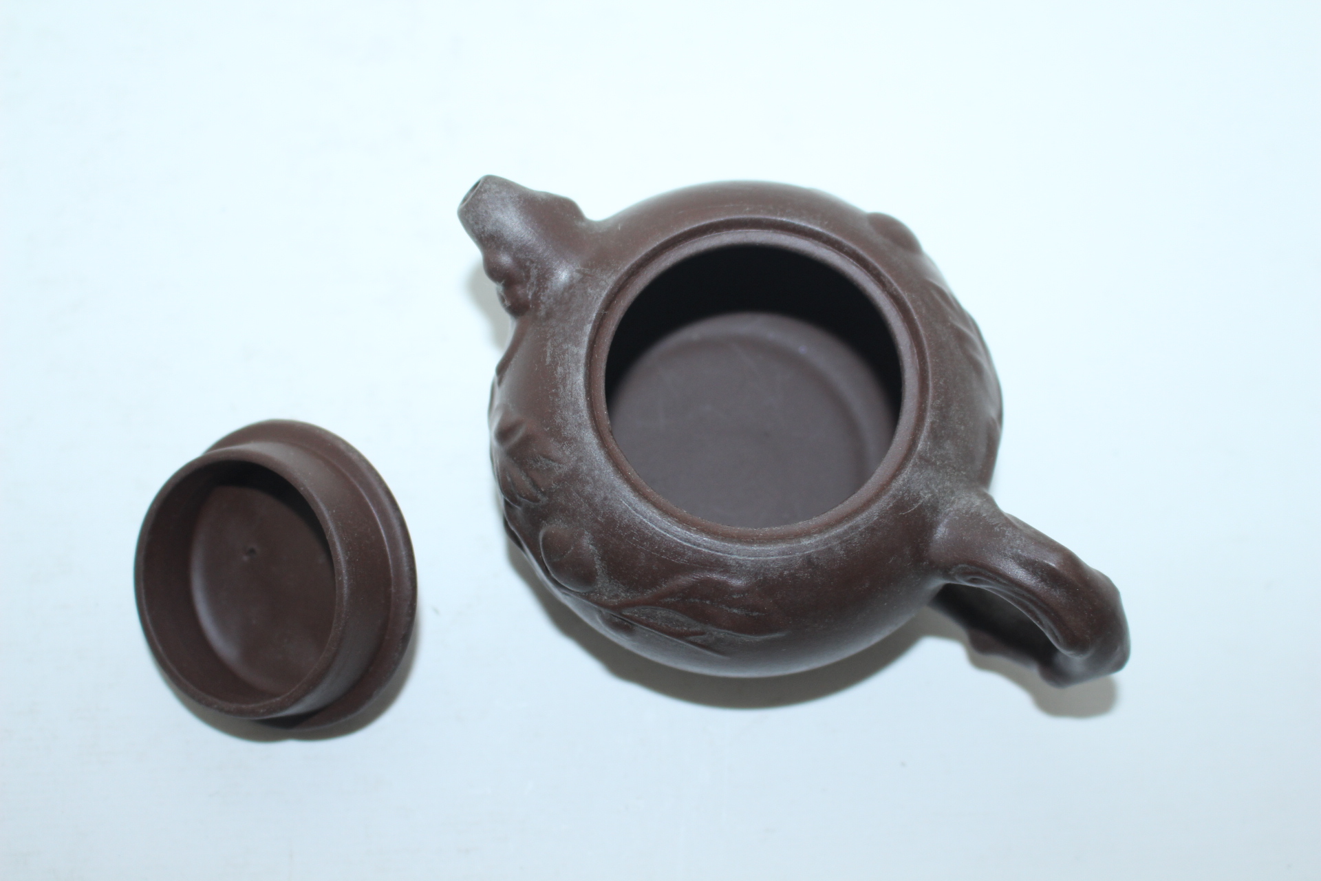 자사도자기 양각복숭아문 다관