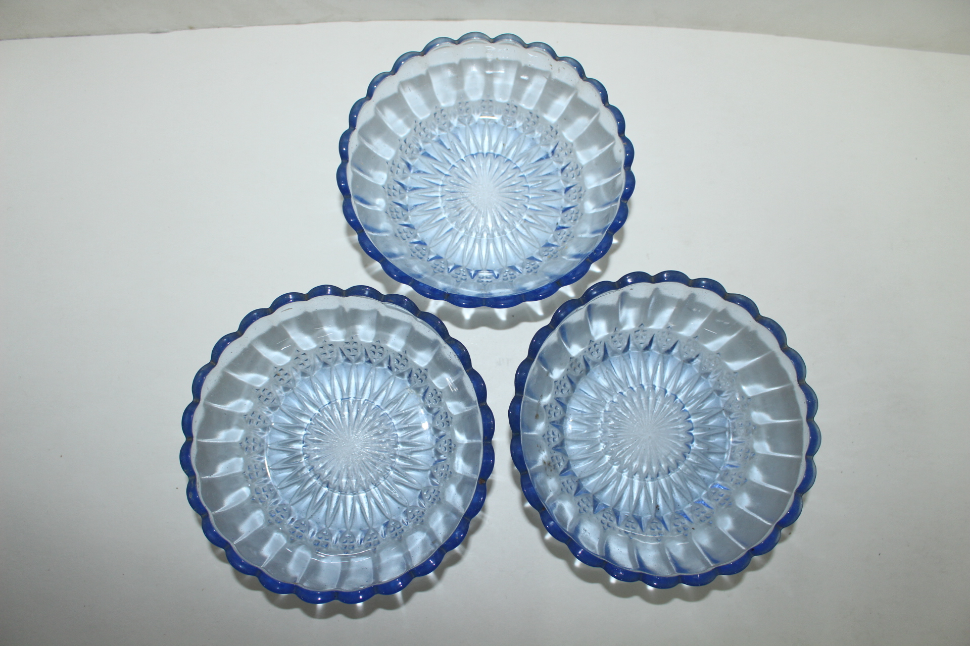 근대사 채색유리음각화문 화형완 3점