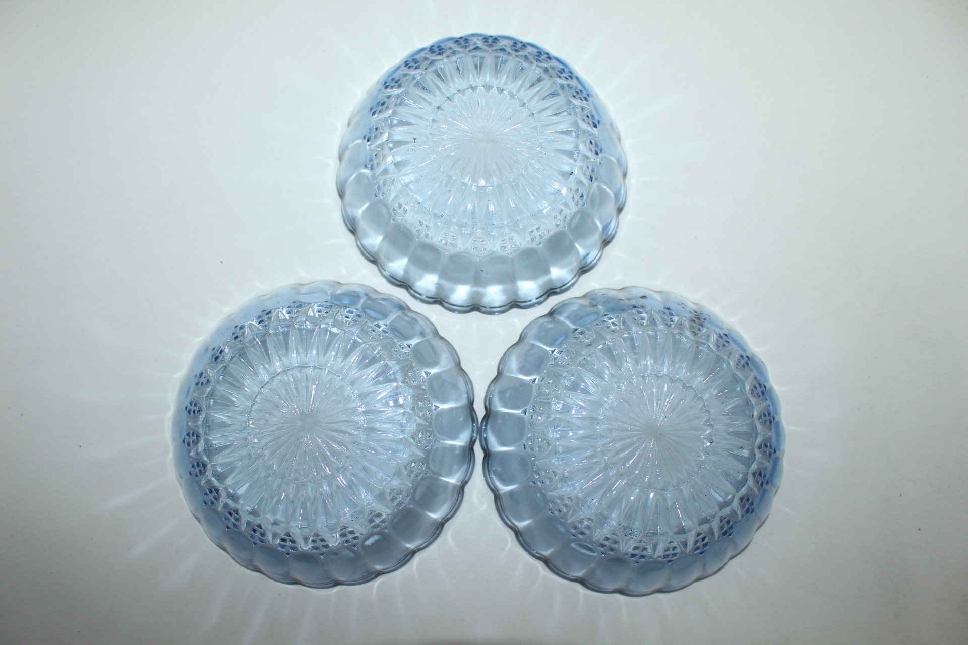 근대사 채색유리음각화문 화형완 3점