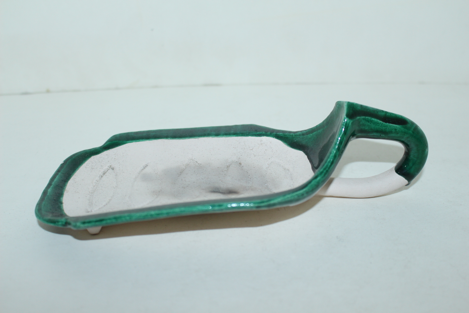 청록청자 손잡이가 있는 향불스푼