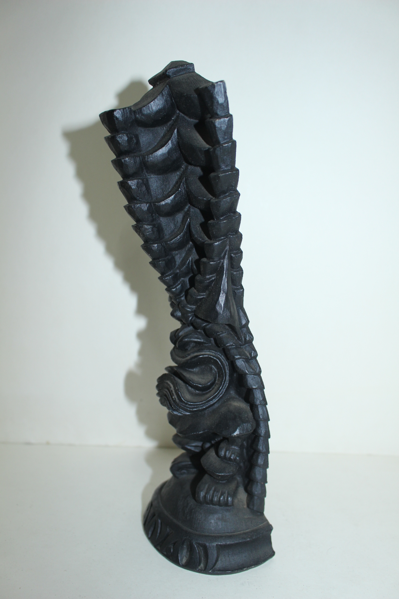 외국산 특이한 동물모양의 조각상