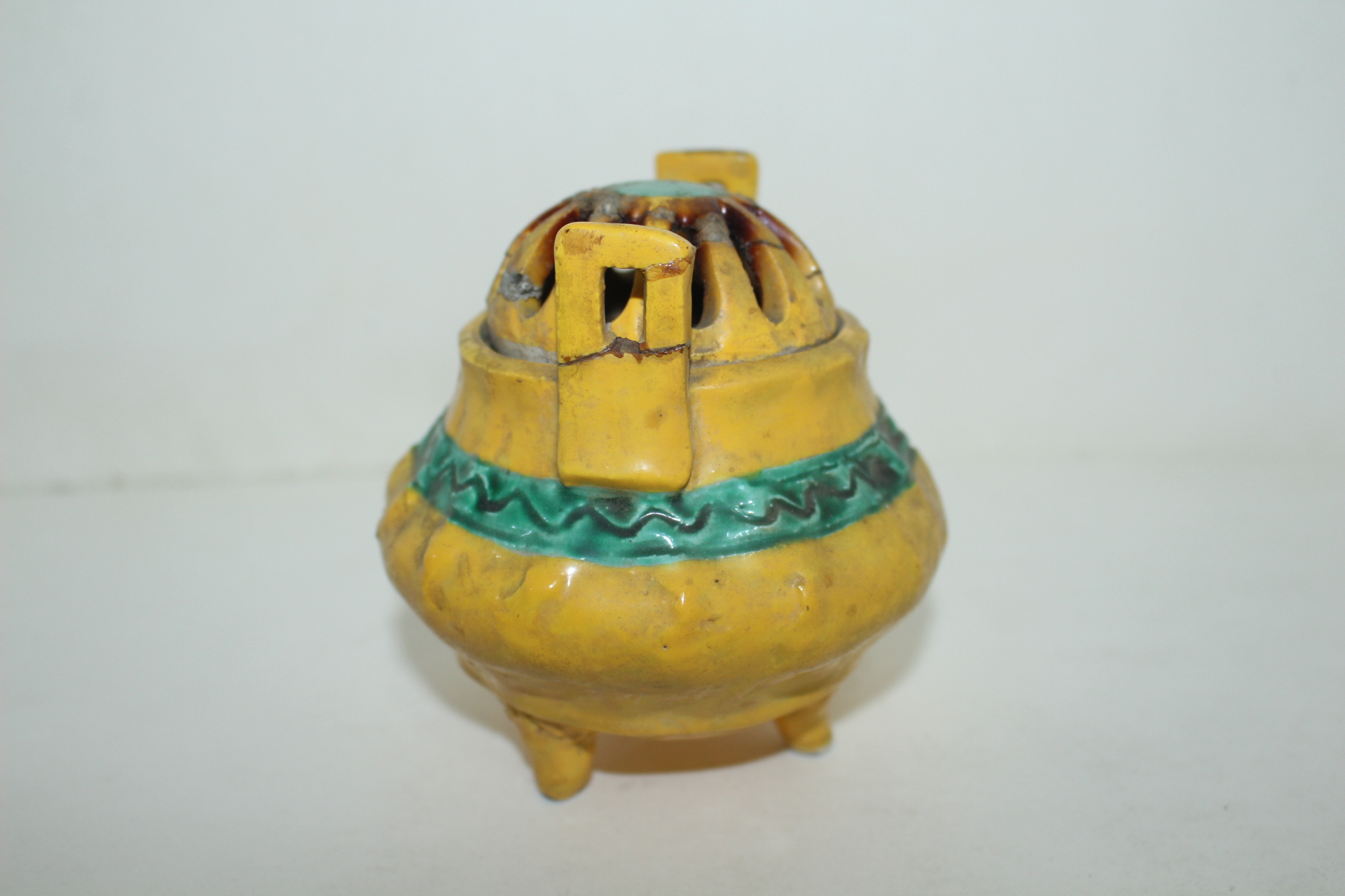 연대가좋은 황청자 삼족이귀 향로