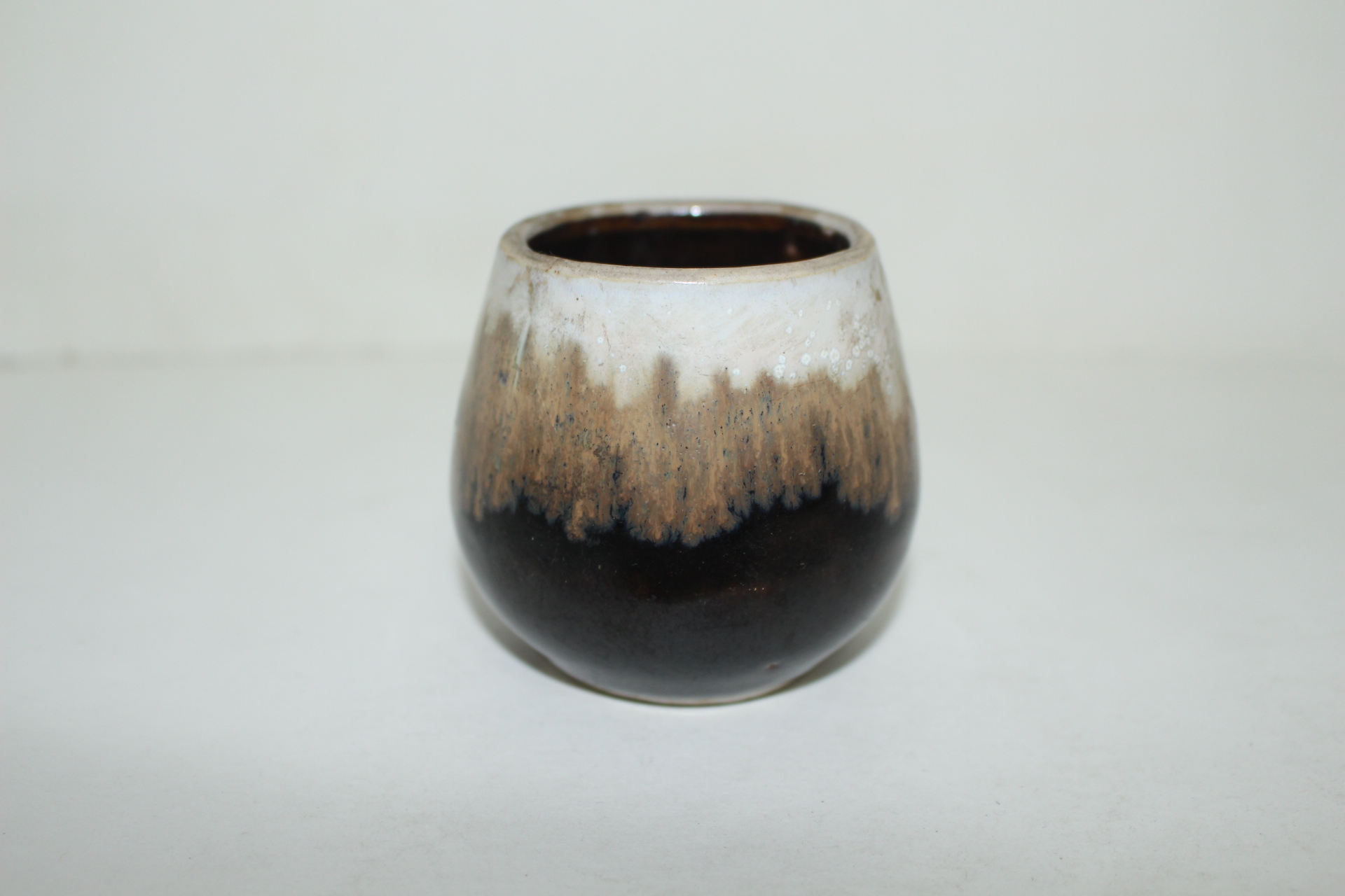 연대가좋은 흑유청자 소호