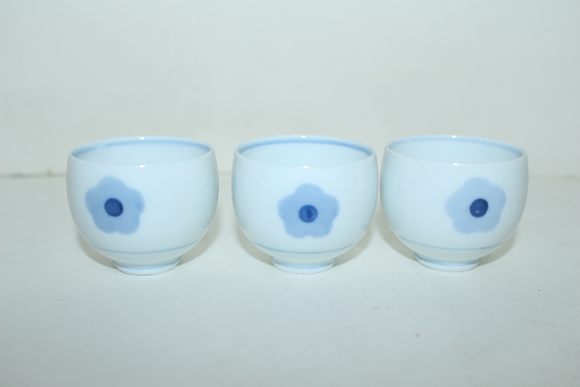 이마리 청화백자화문 잔 3점