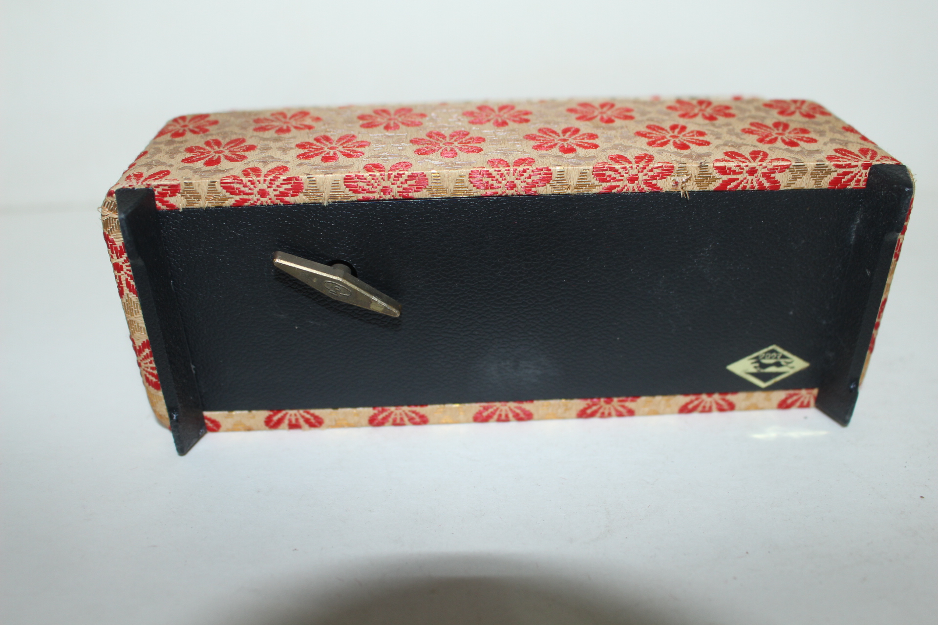 근대사 천으로된 오르곤 보석함