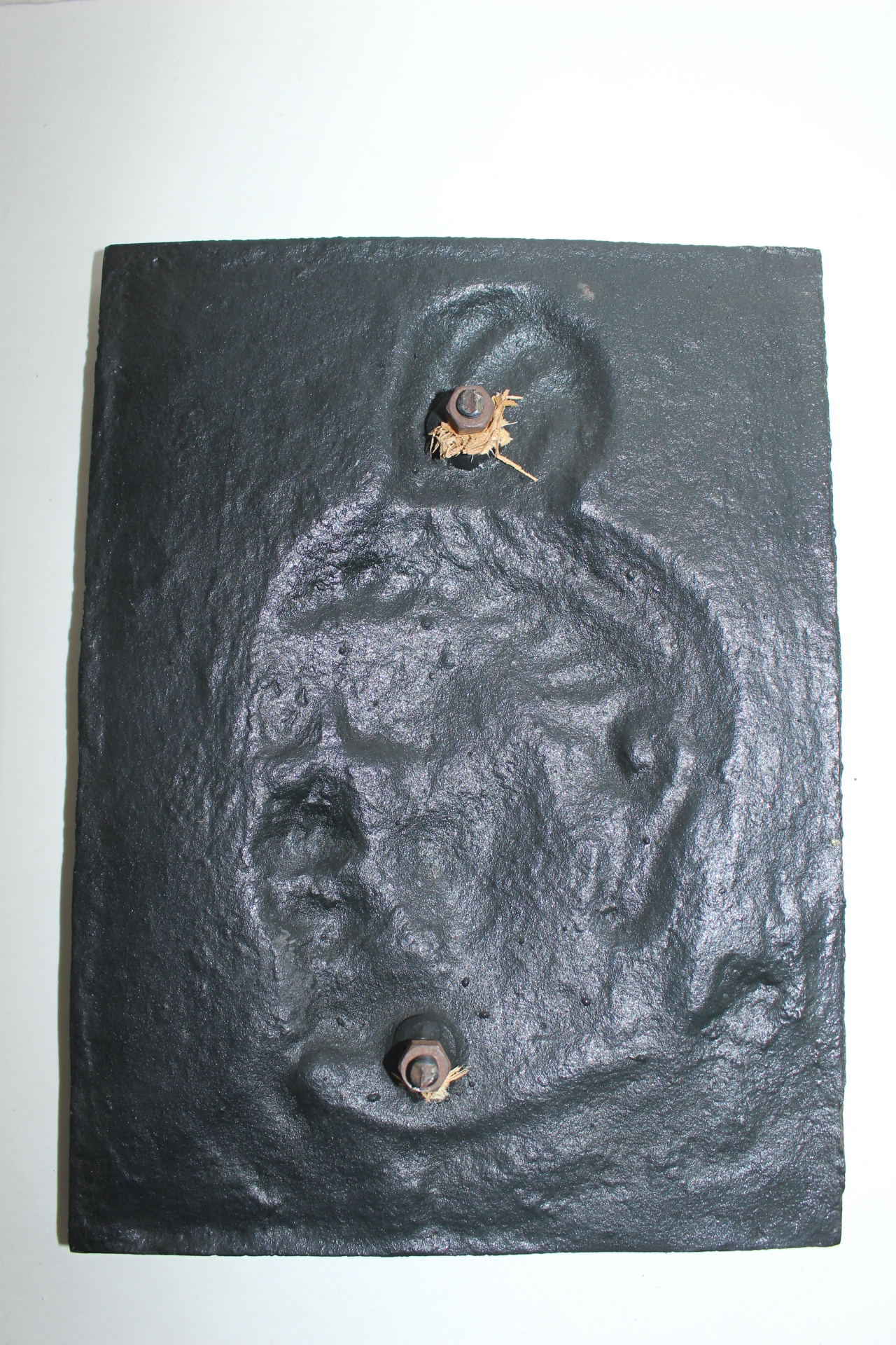 연대가좋은 무쇠로된 인물부조판