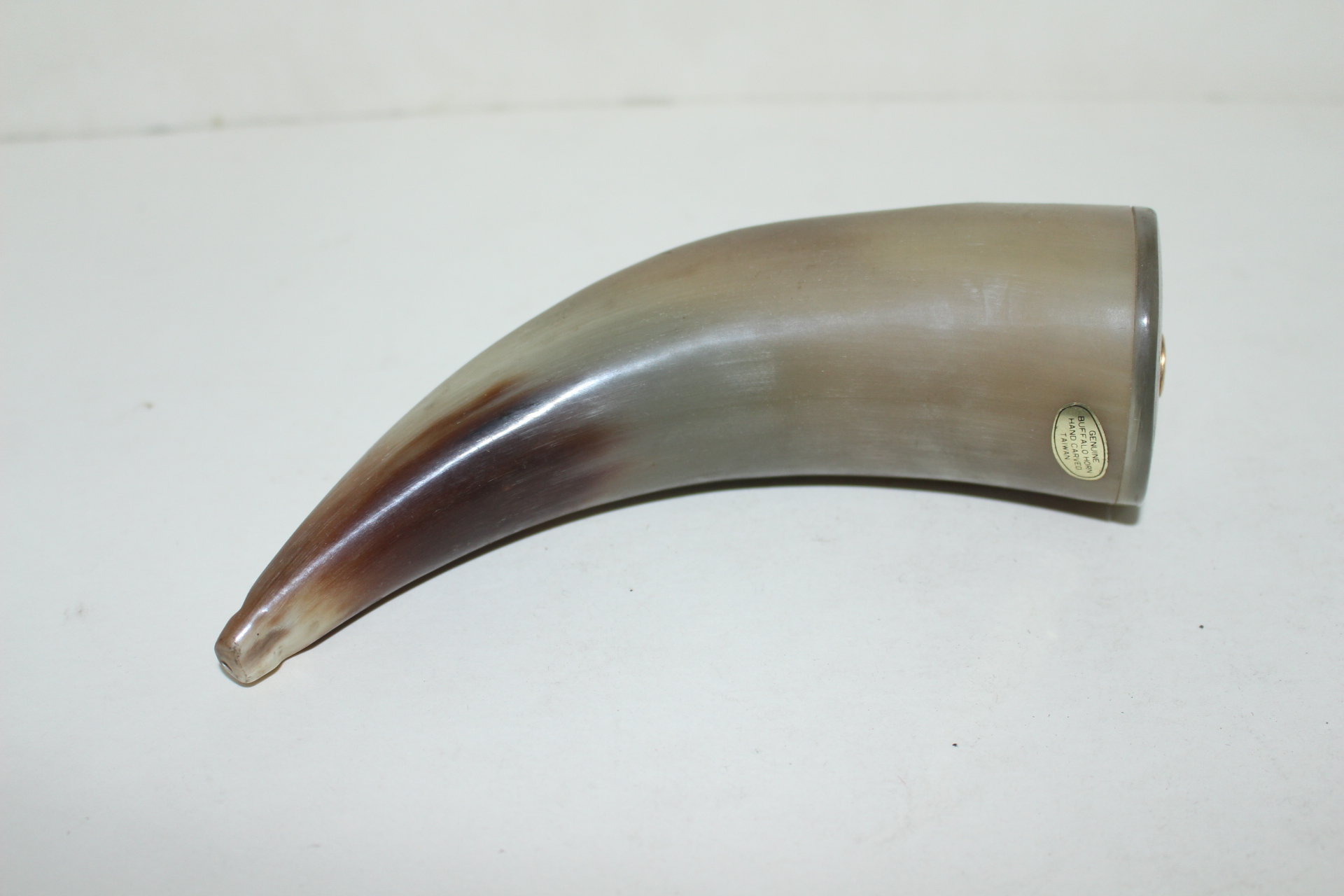 대만산 물소뿔로된 대형크기의 담뱃대