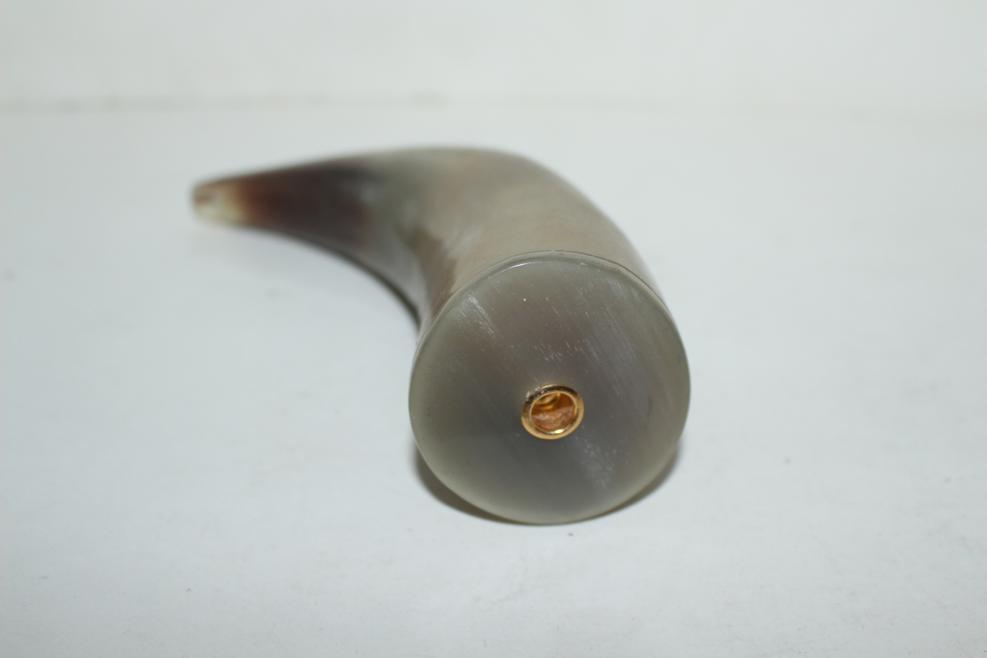 대만산 물소뿔로된 대형크기의 담뱃대