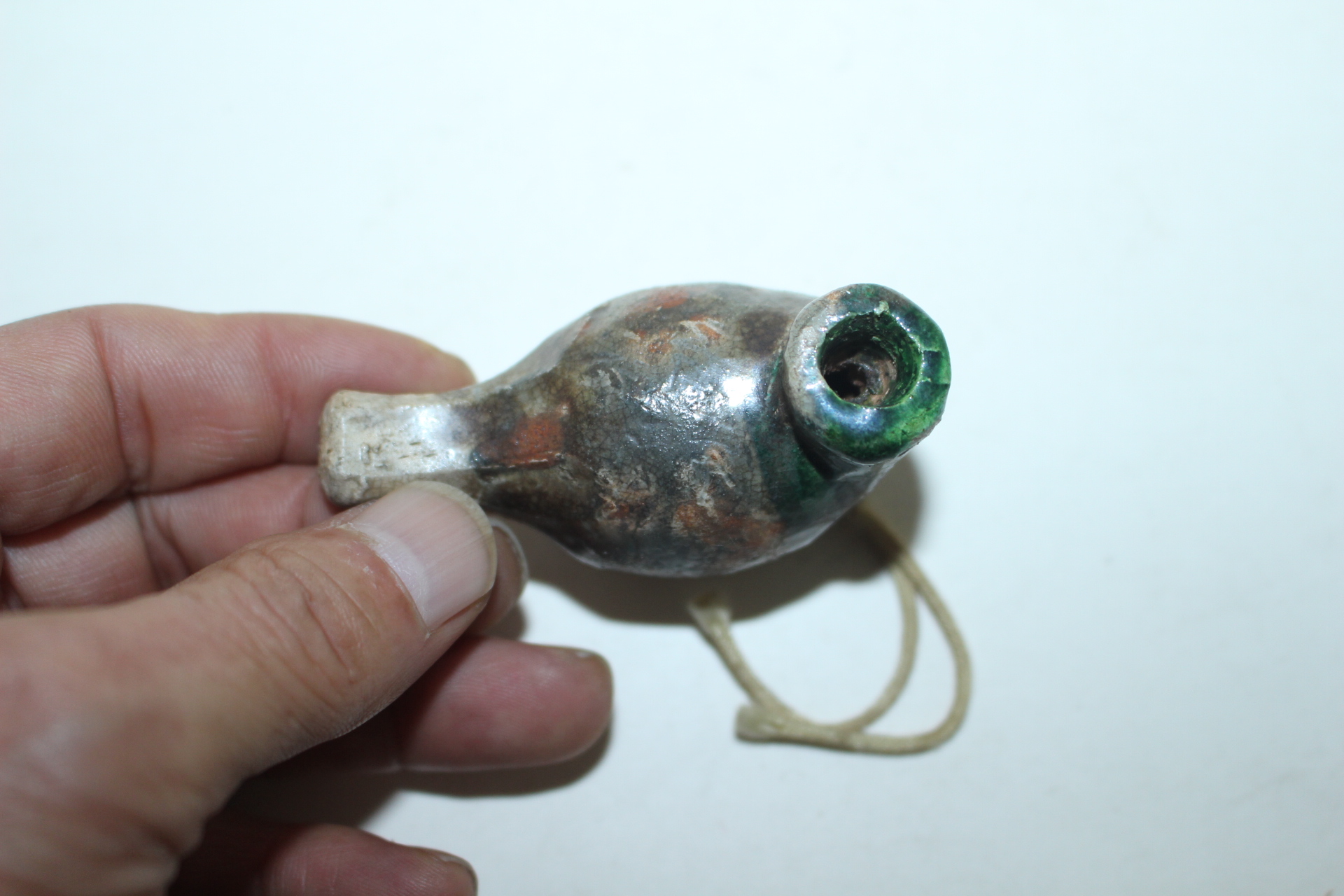 연대가좋은 청자 새모양 담뱃대