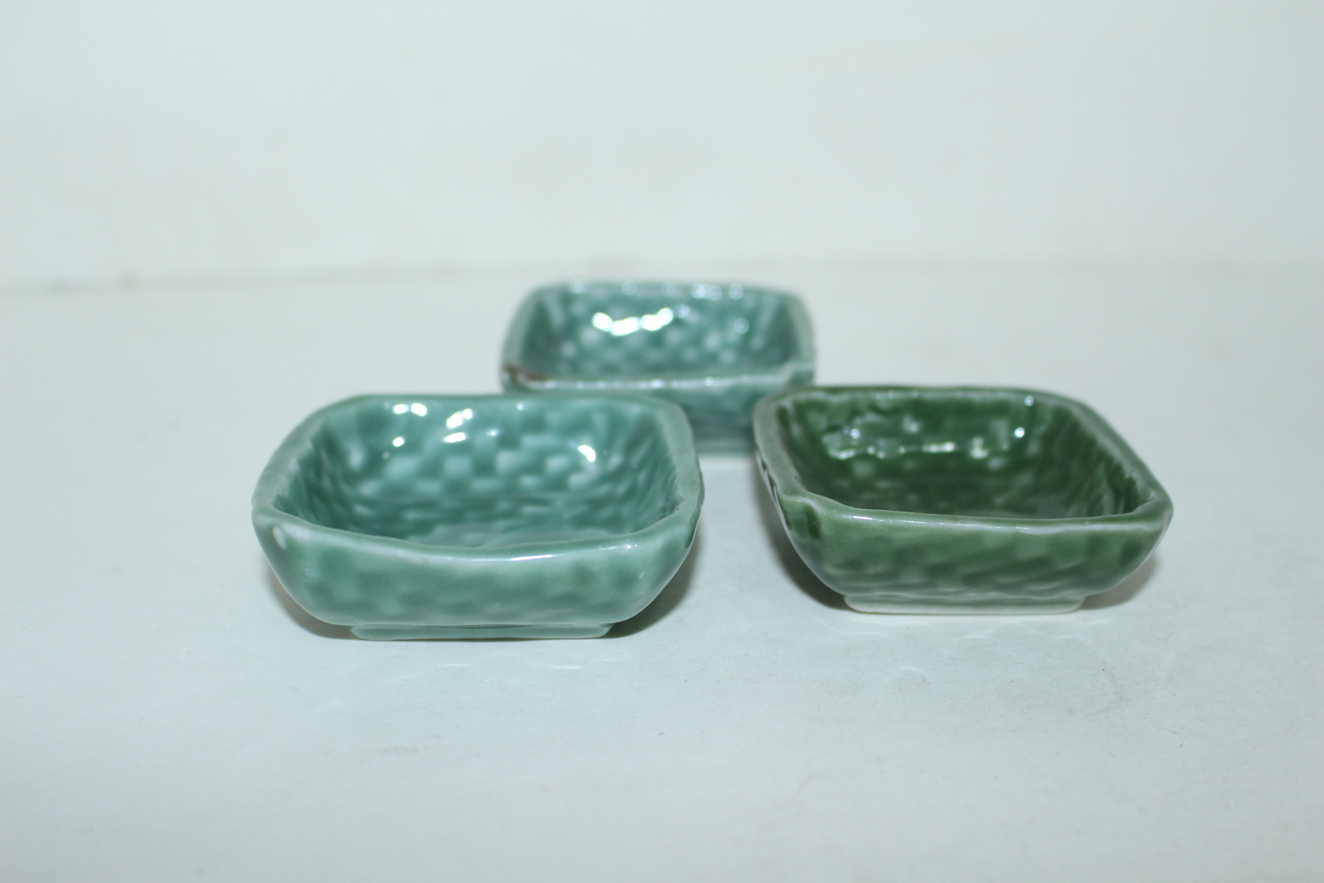 연대가좋은 청자 사각완 3점