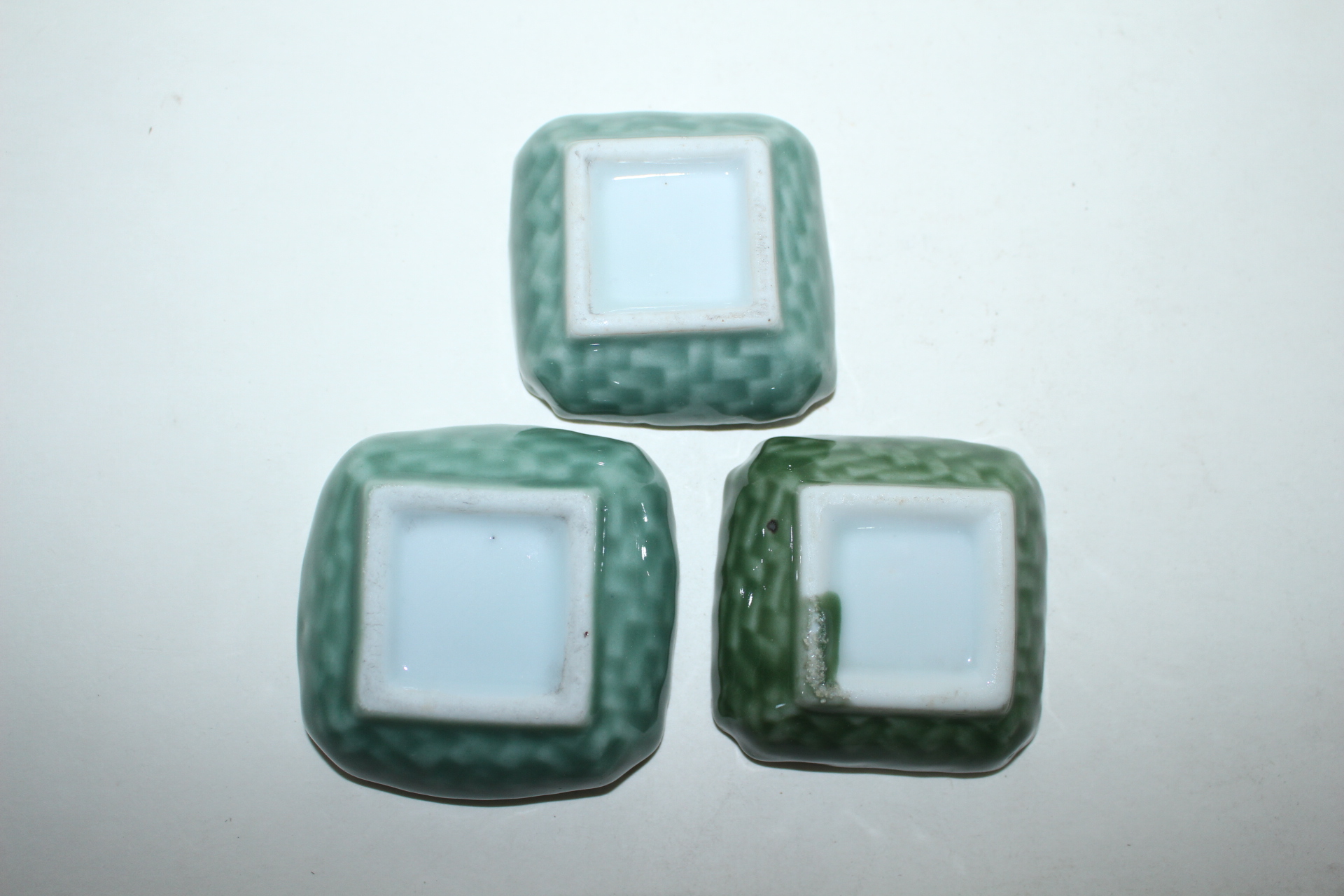 연대가좋은 청자 사각완 3점