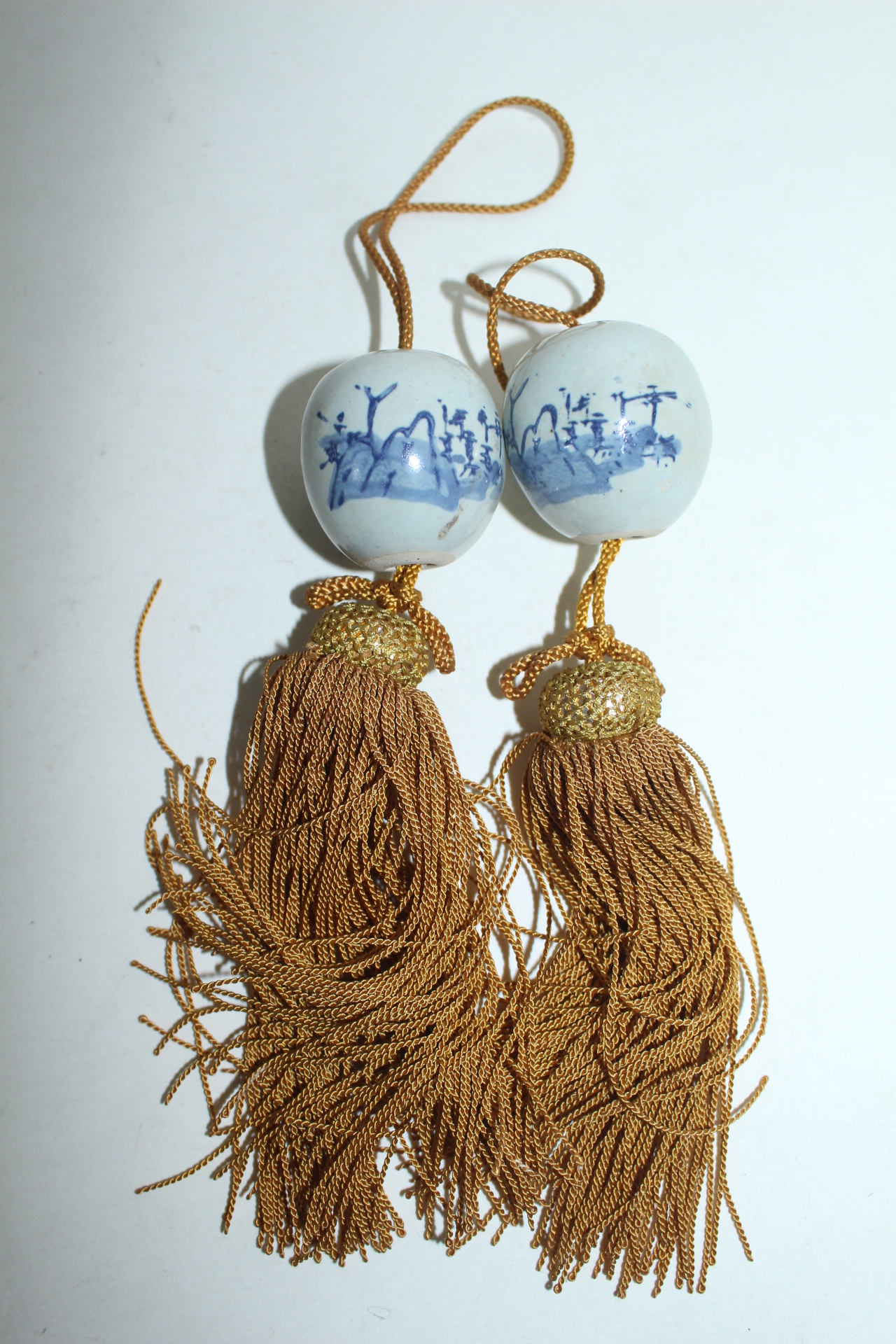 청화백자 산수문 추(풍진) 1쌍