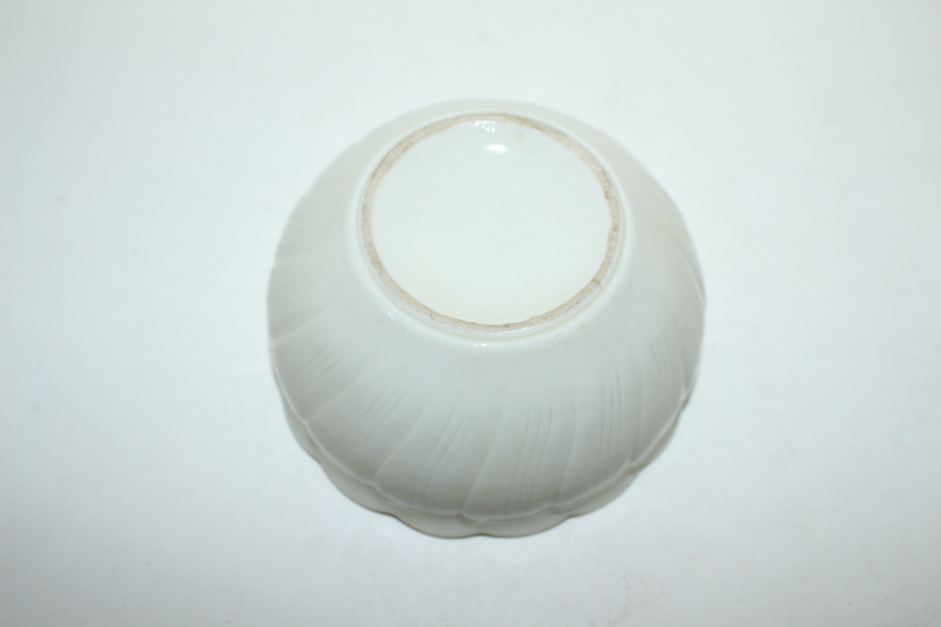 연대가좋은 분청자 철화화문 화형완