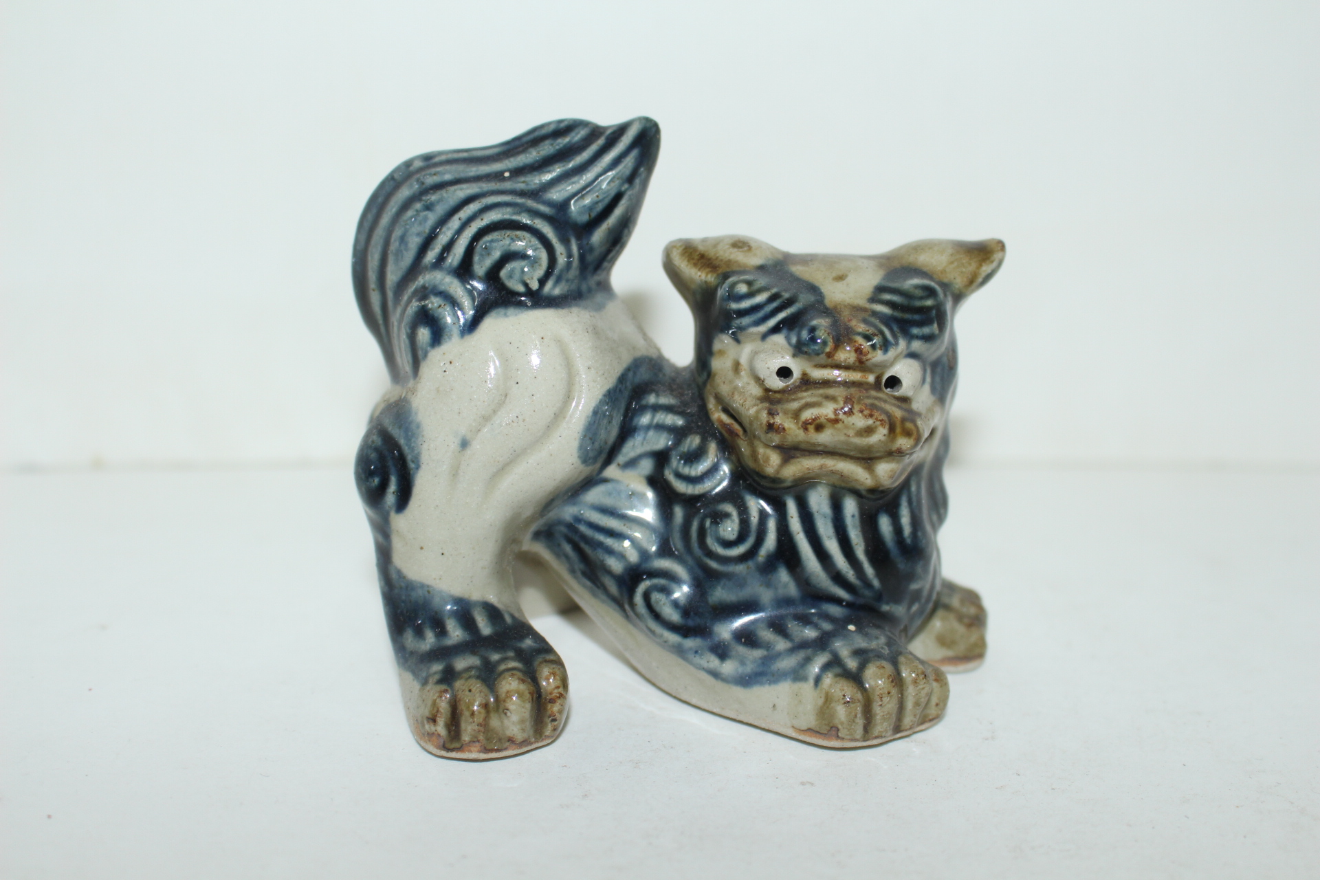 연대가좋은 청자해태 조각상