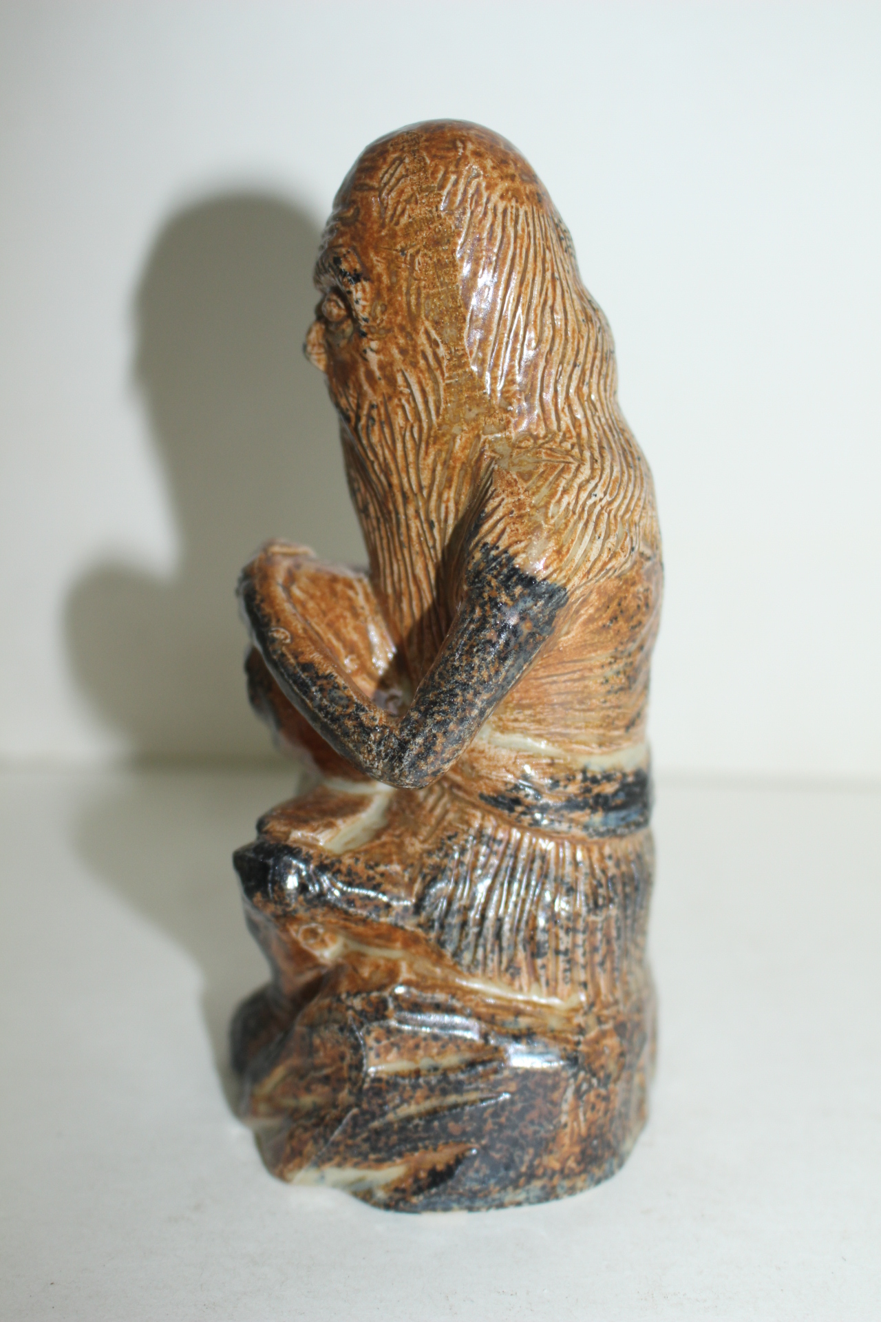 청자 도자기 도인 조각상