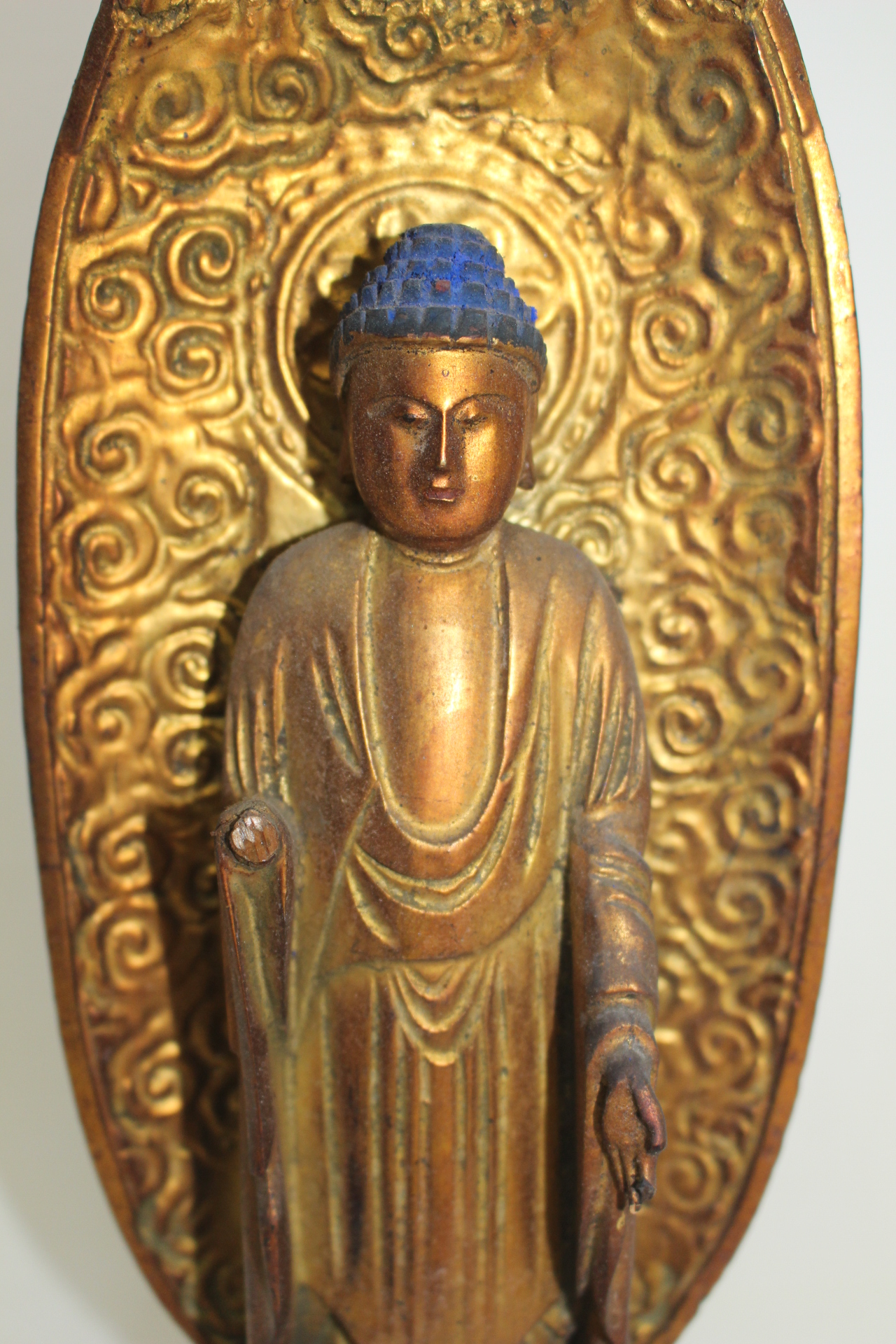 27-에도시기 나무에 금채된 불상