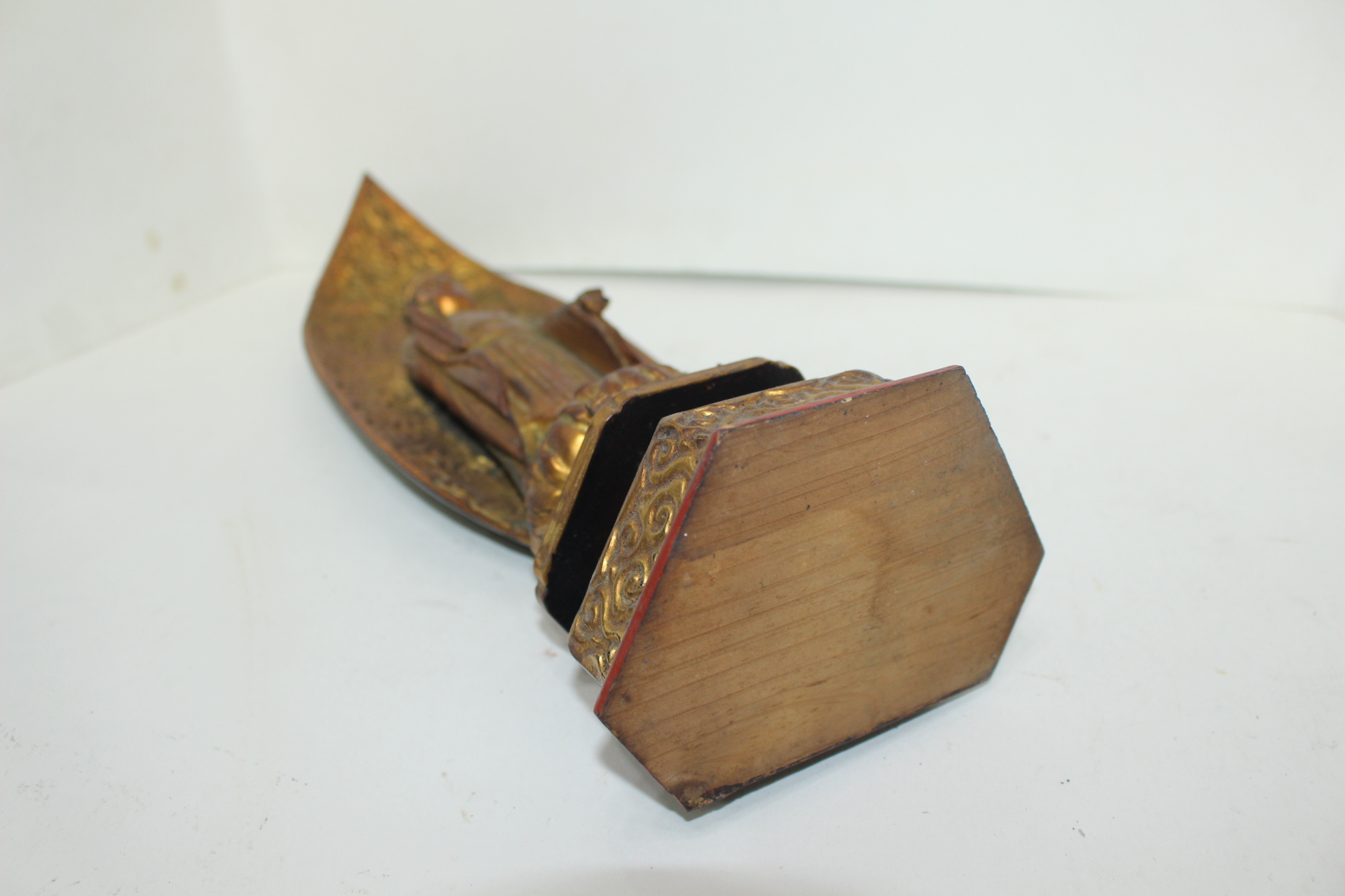 27-에도시기 나무에 금채된 불상