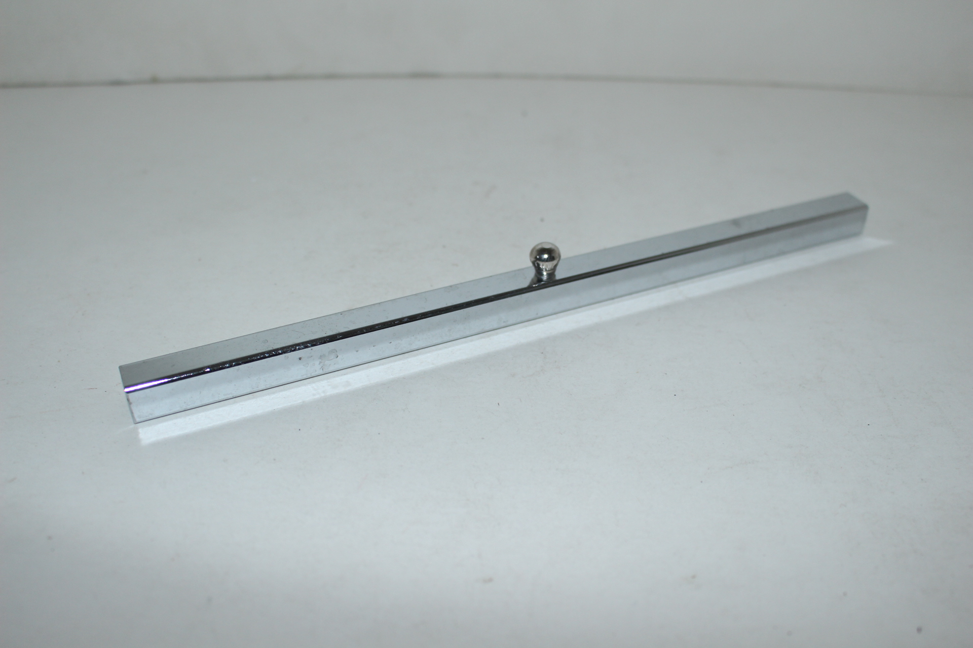 묵직한 무쇠로된 미사용 문진