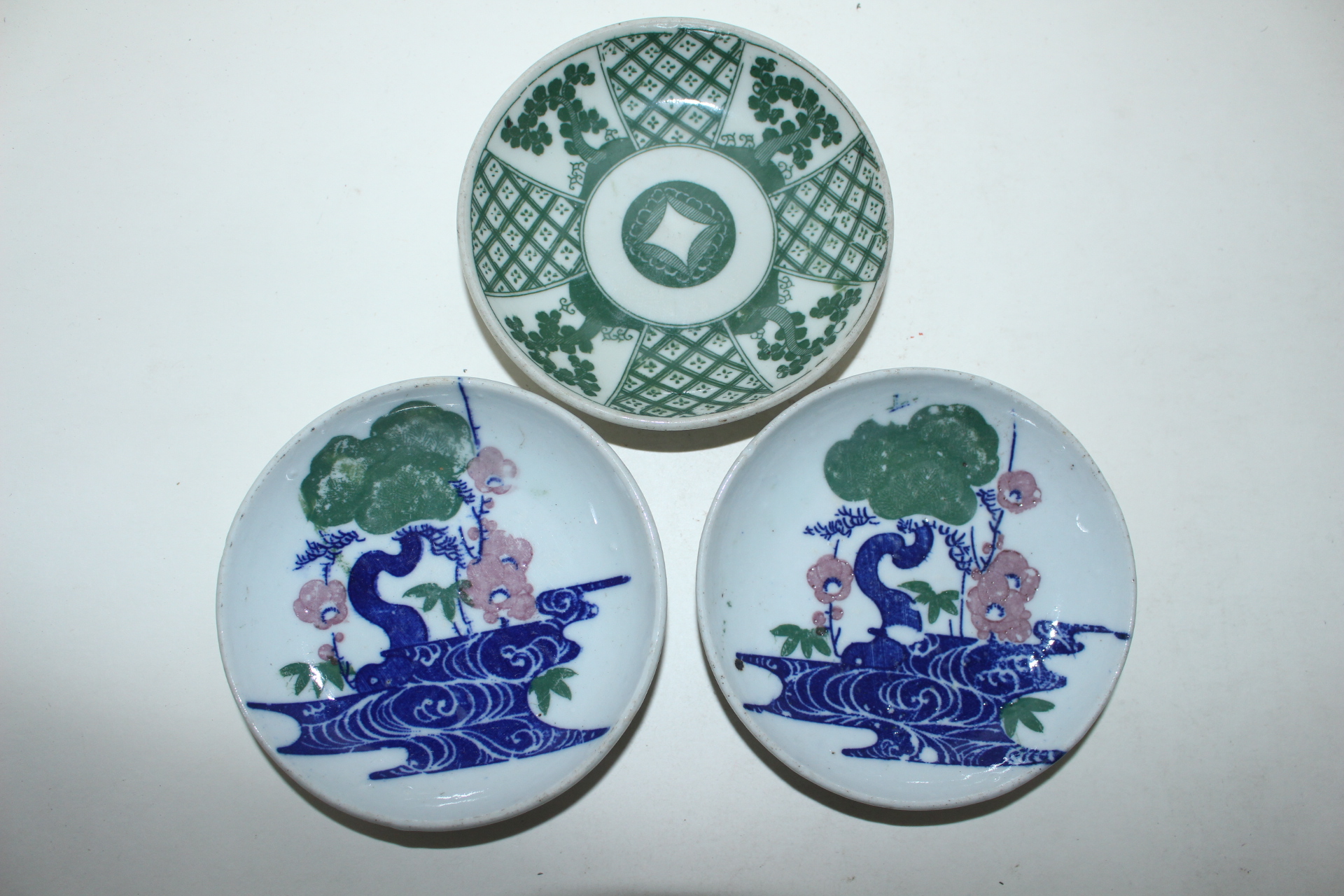 연대가좋은 외사기 청화백자화문완 3점