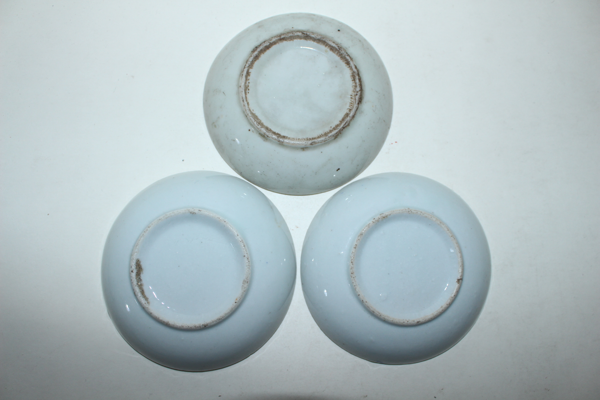 연대가좋은 외사기 청화백자화문완 3점